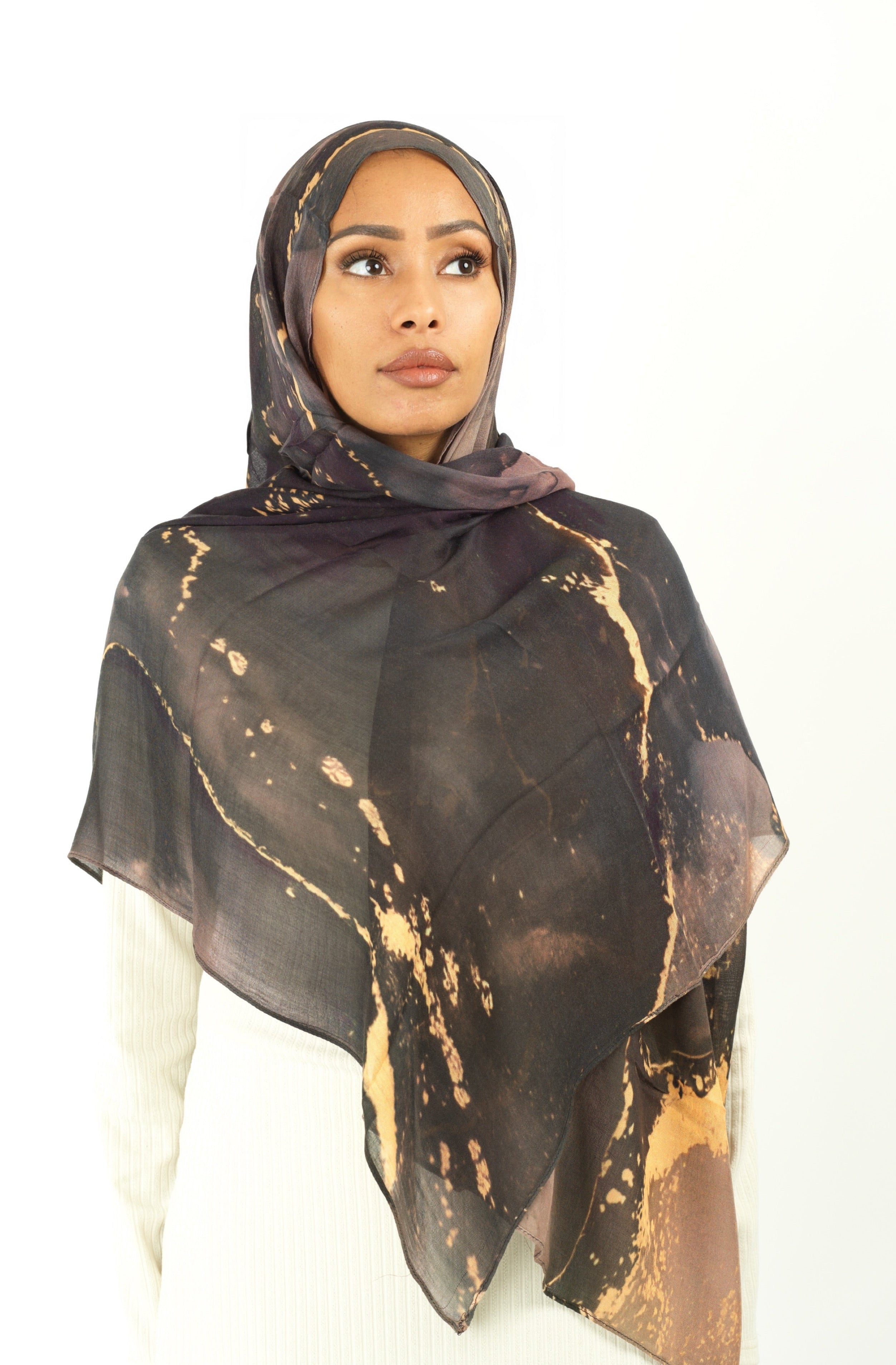 Anisah art modal print hijab Kabayare