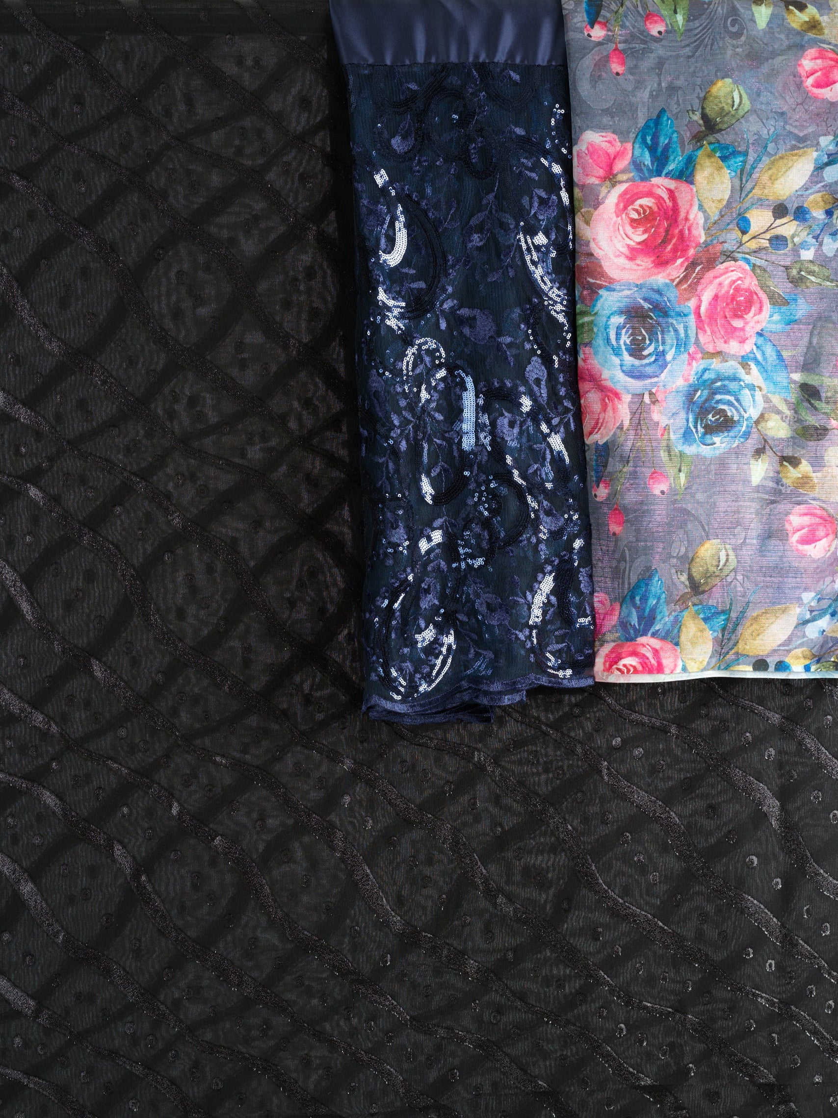 Black and Navy set Sharaax Dirac Kabayare