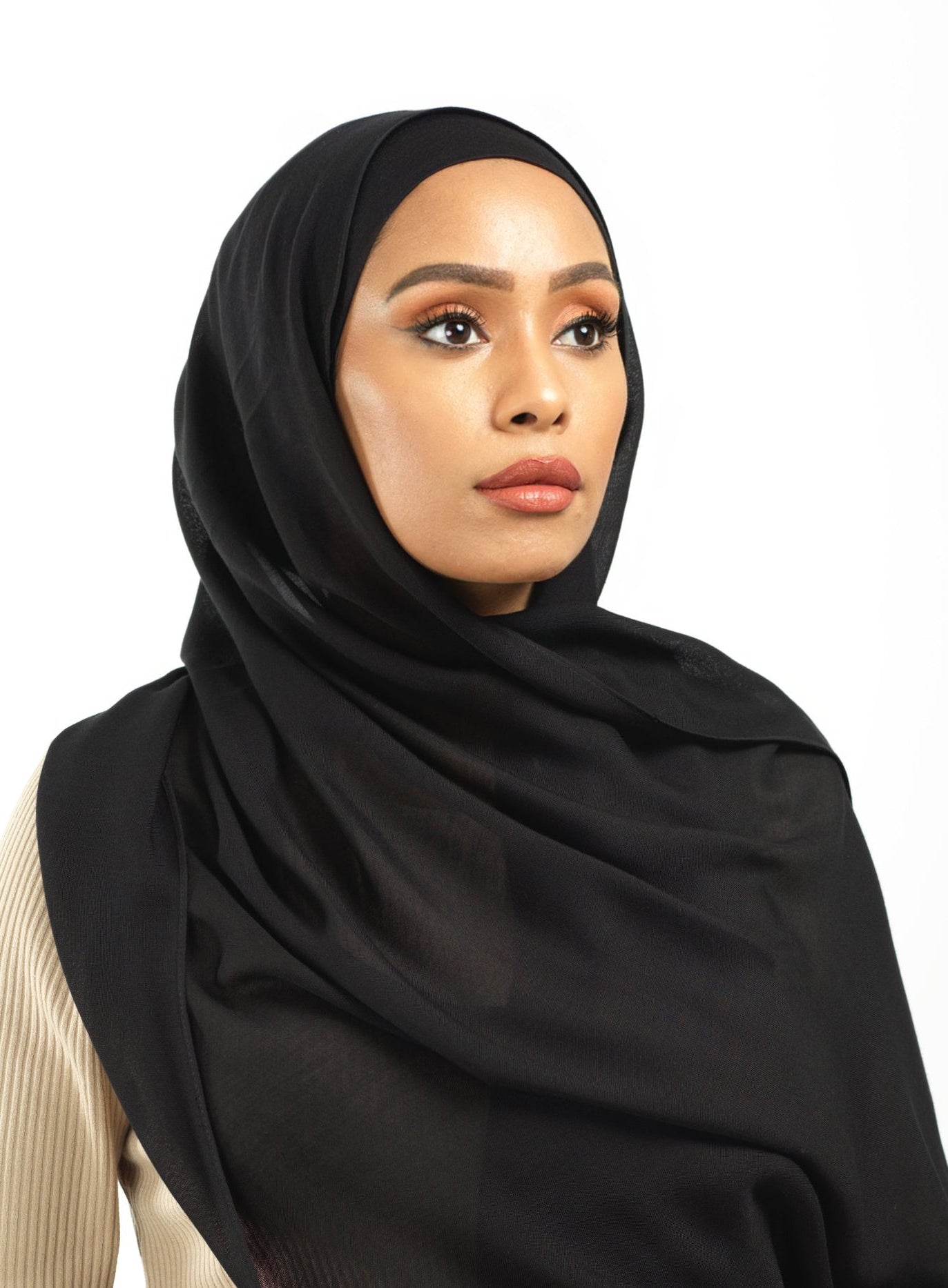 Black Modal hijab Kabayare