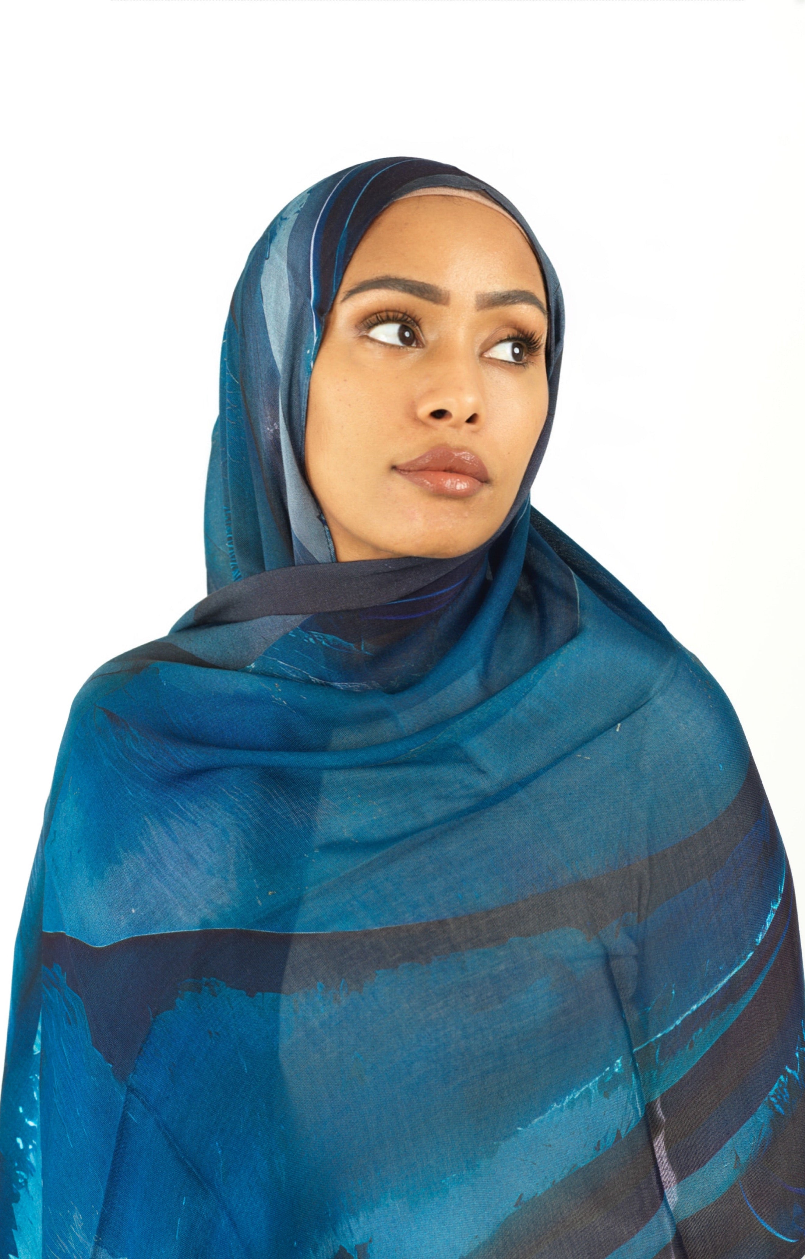 Deep wave art modal print hijab Kabayare
