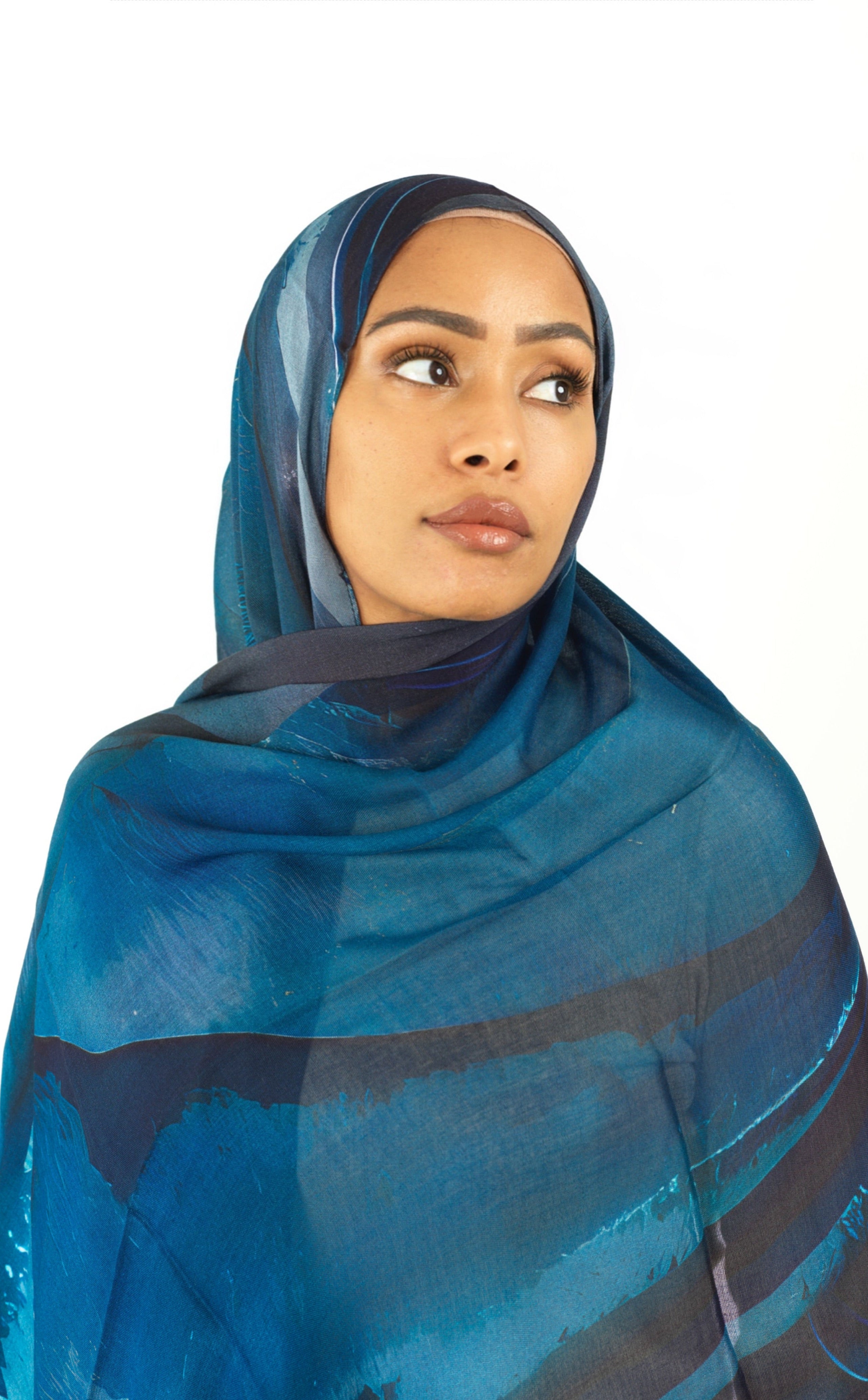 Deep wave art modal print hijab Kabayare