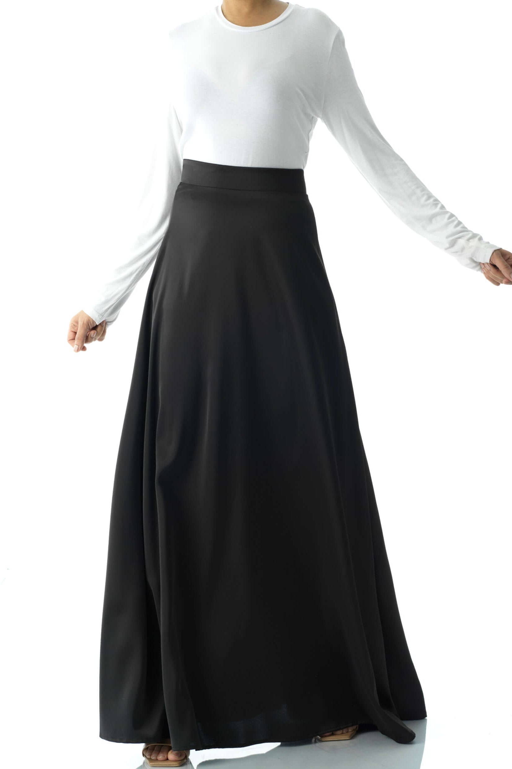 Elegant satin maxi skirt Kabayare