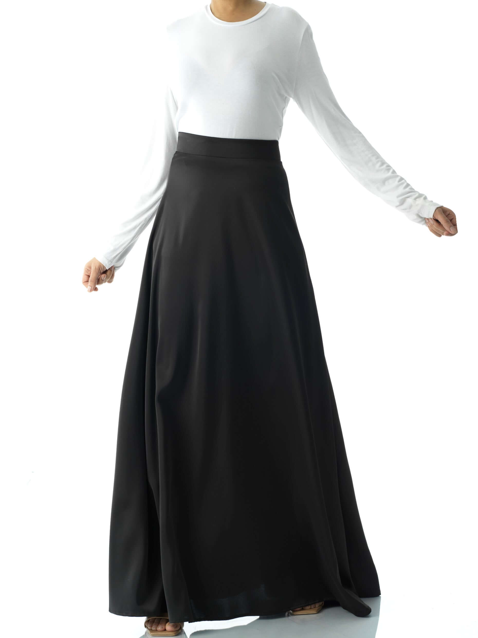 Elegant satin maxi skirt Kabayare