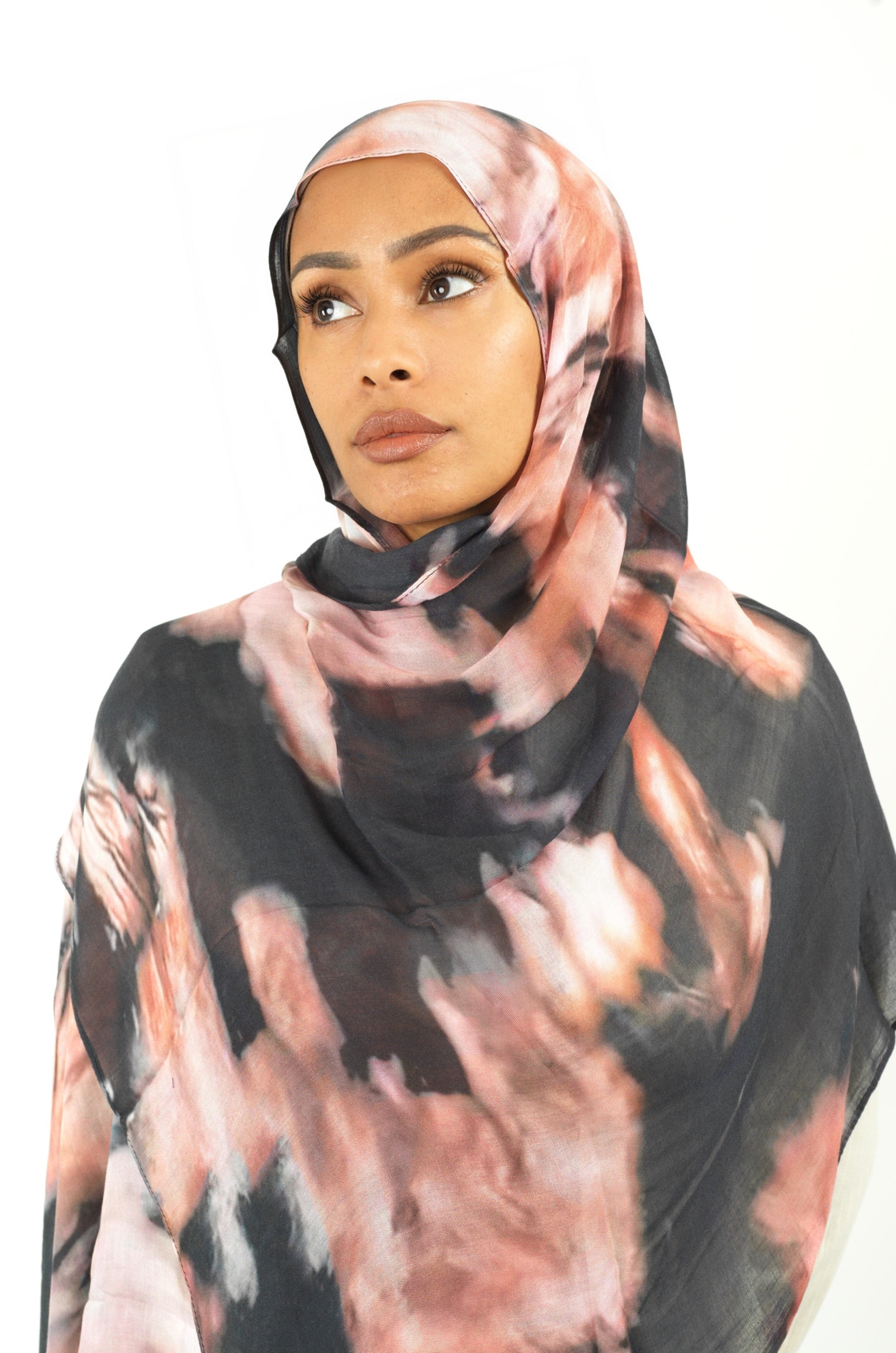 Hamidah model print hijab Kabayare