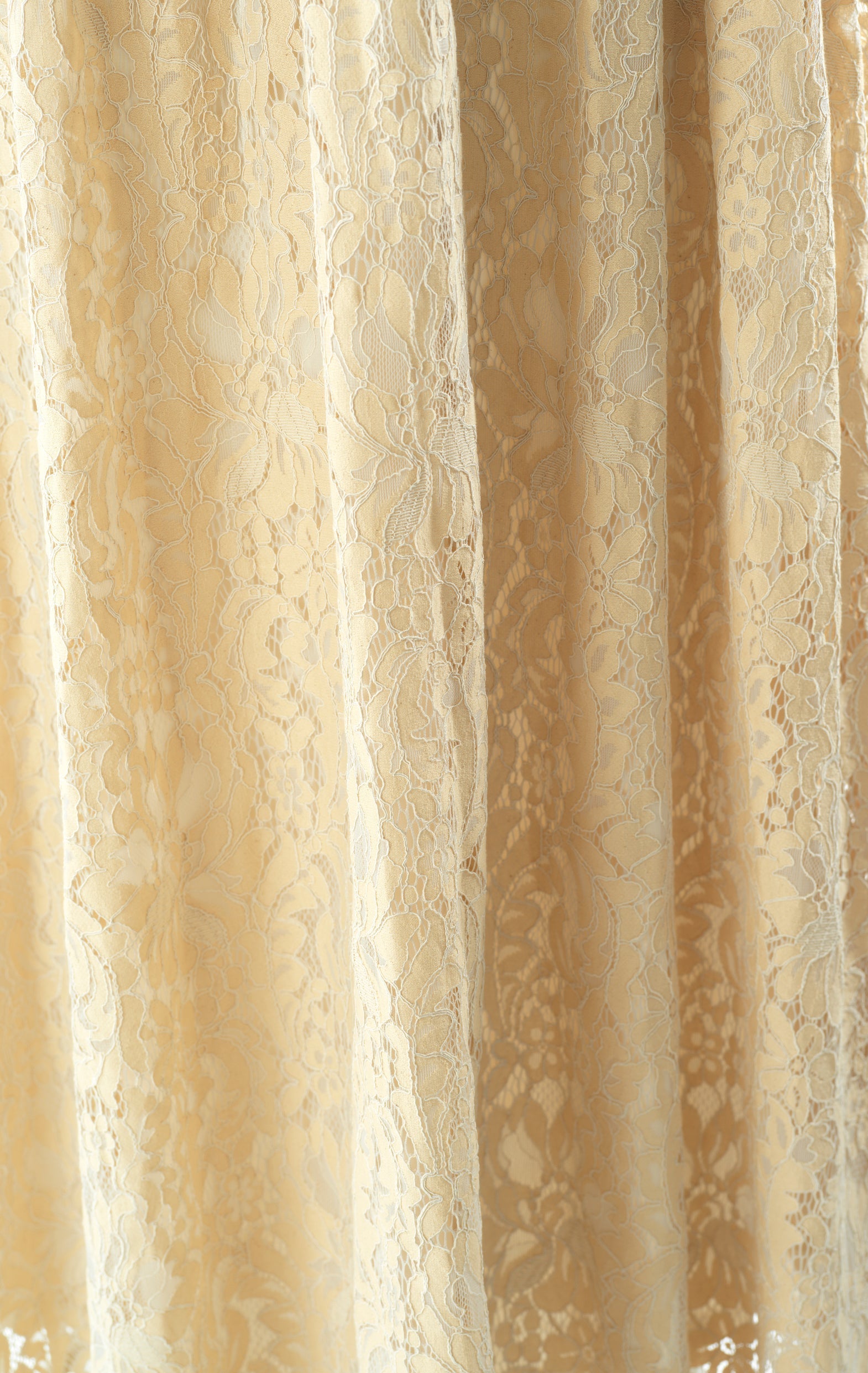 Ivory Romantic and feminine lace maxi dress Kabayare