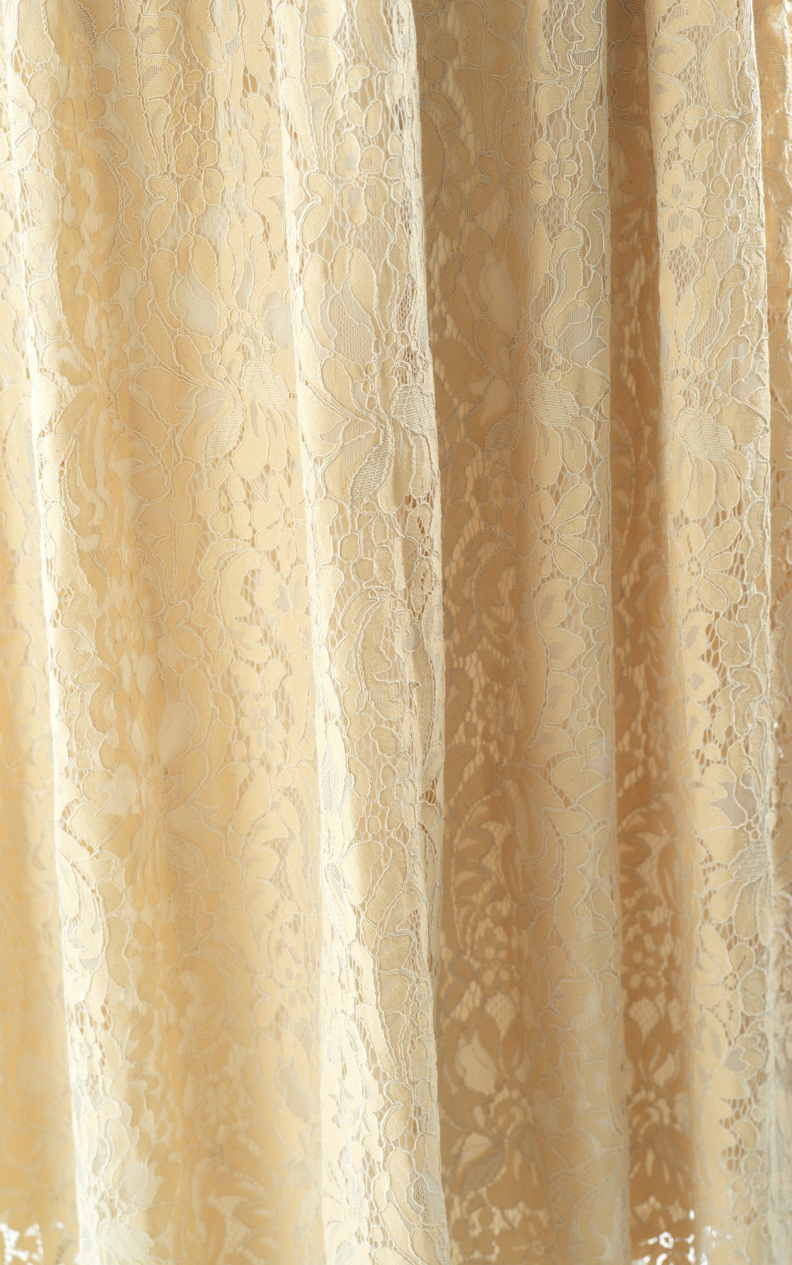 Ivory Romantic and feminine lace maxi dress Kabayare