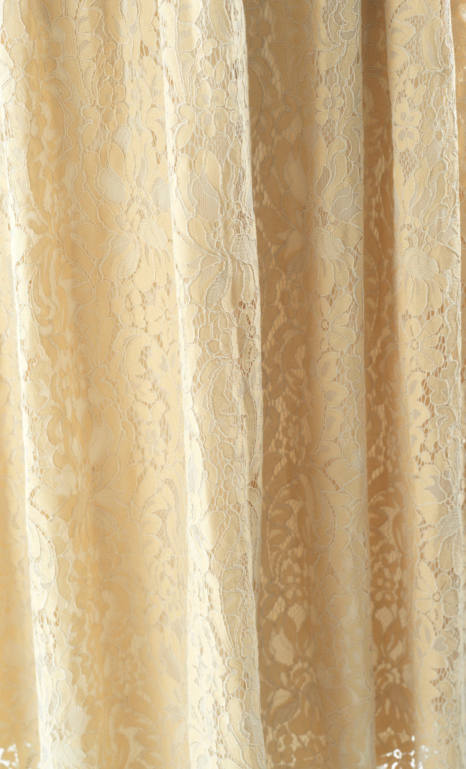 Ivory Romantic and feminine lace maxi dress Kabayare