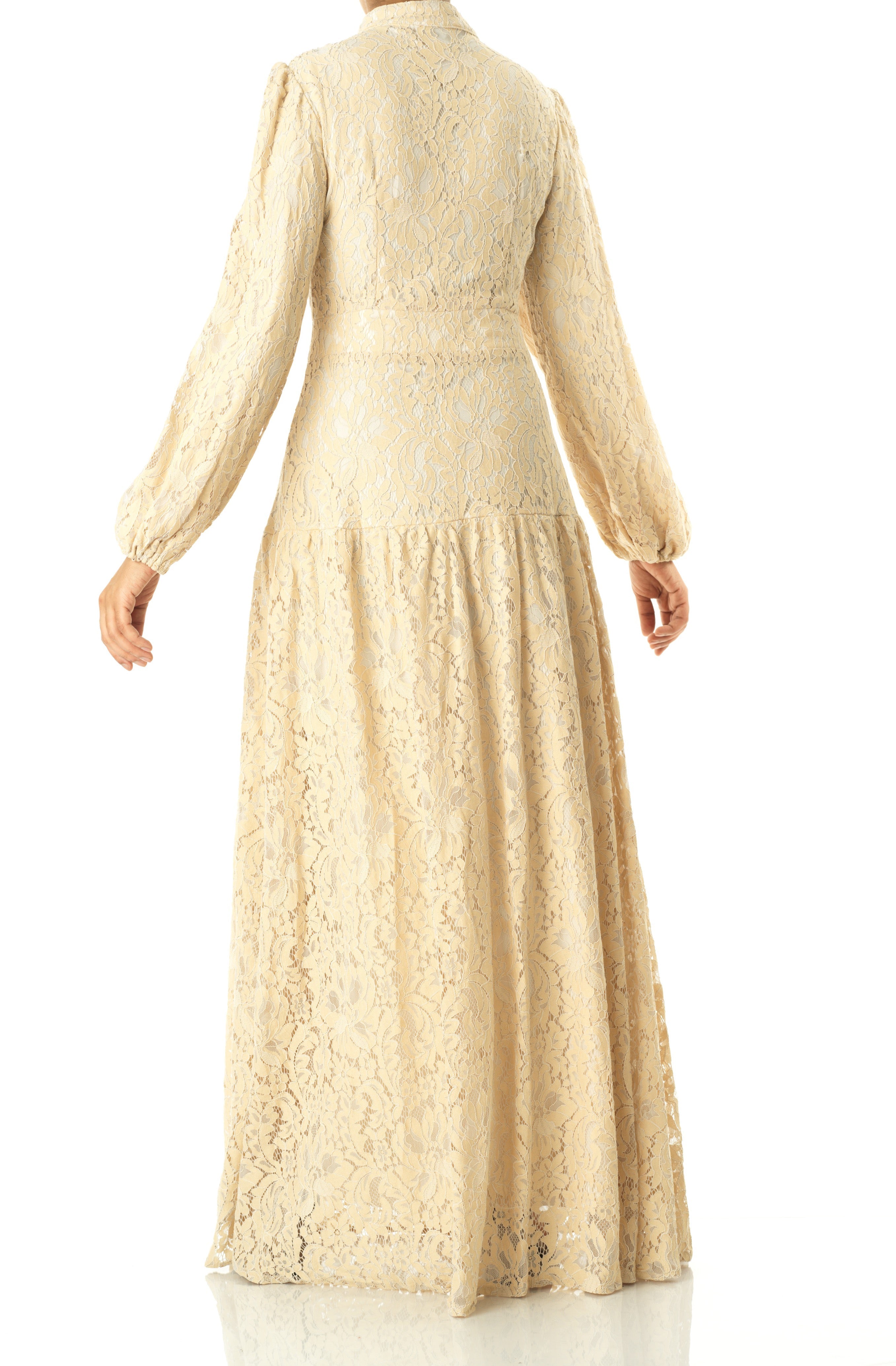 Ivory Romantic and feminine lace maxi dress Kabayare