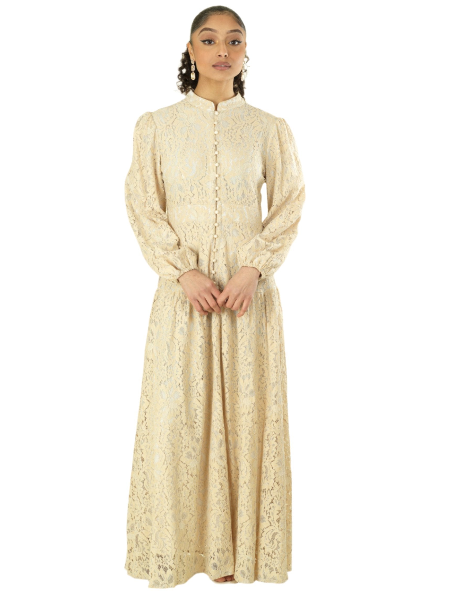 Ivory Romantic and feminine lace maxi dress Kabayare