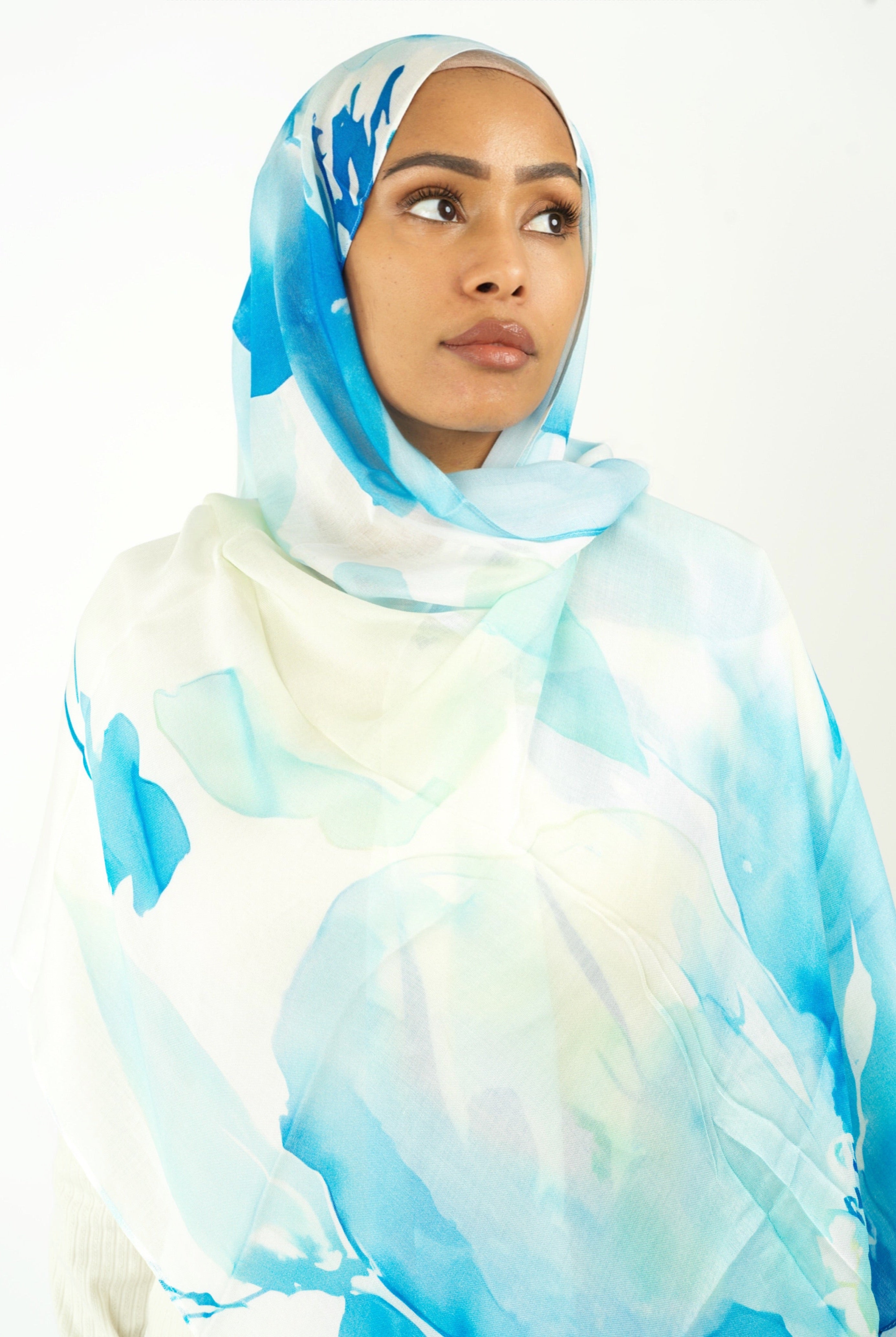 Light blue water color modal print hijab Kabayare