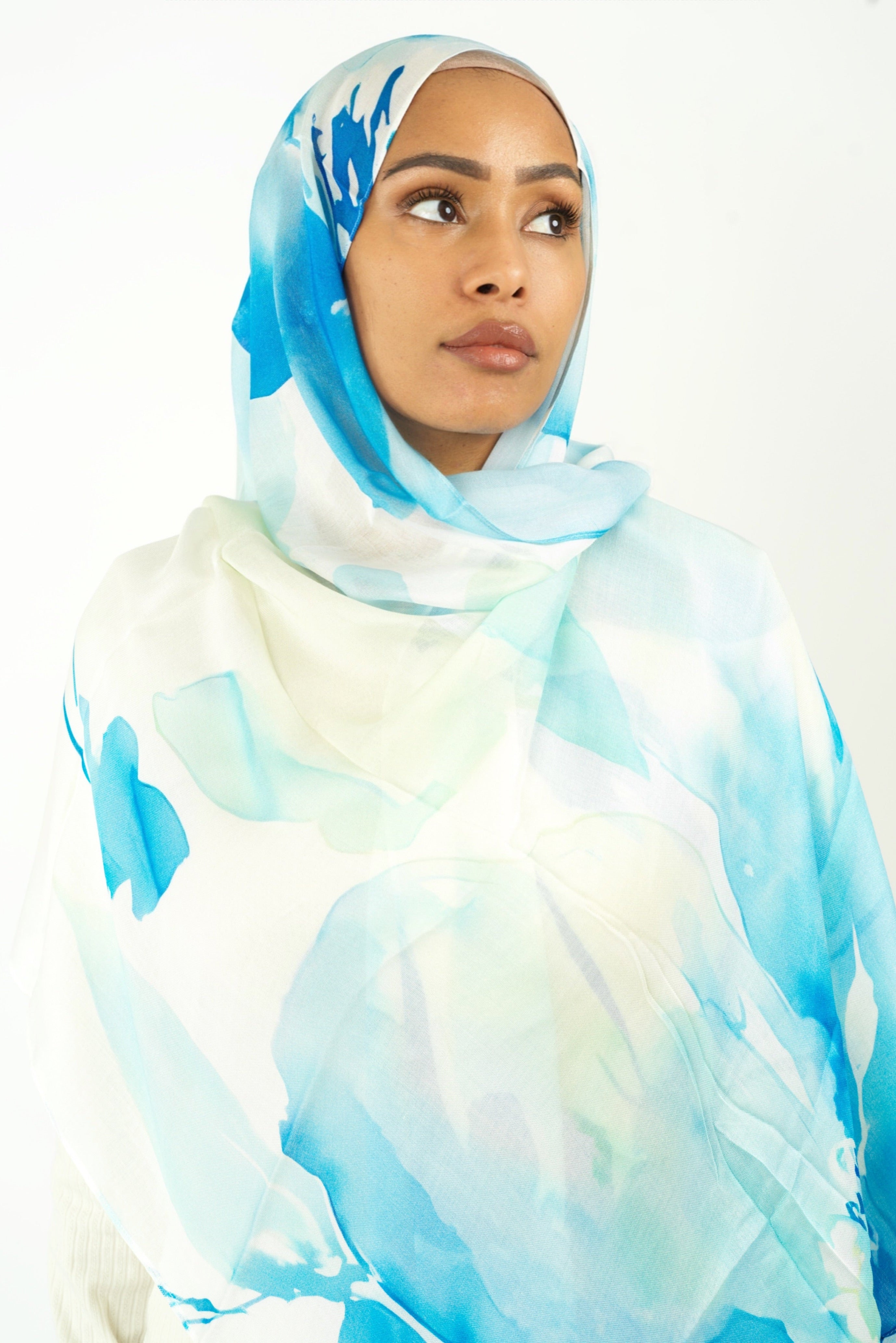 Light blue water color modal print hijab Kabayare