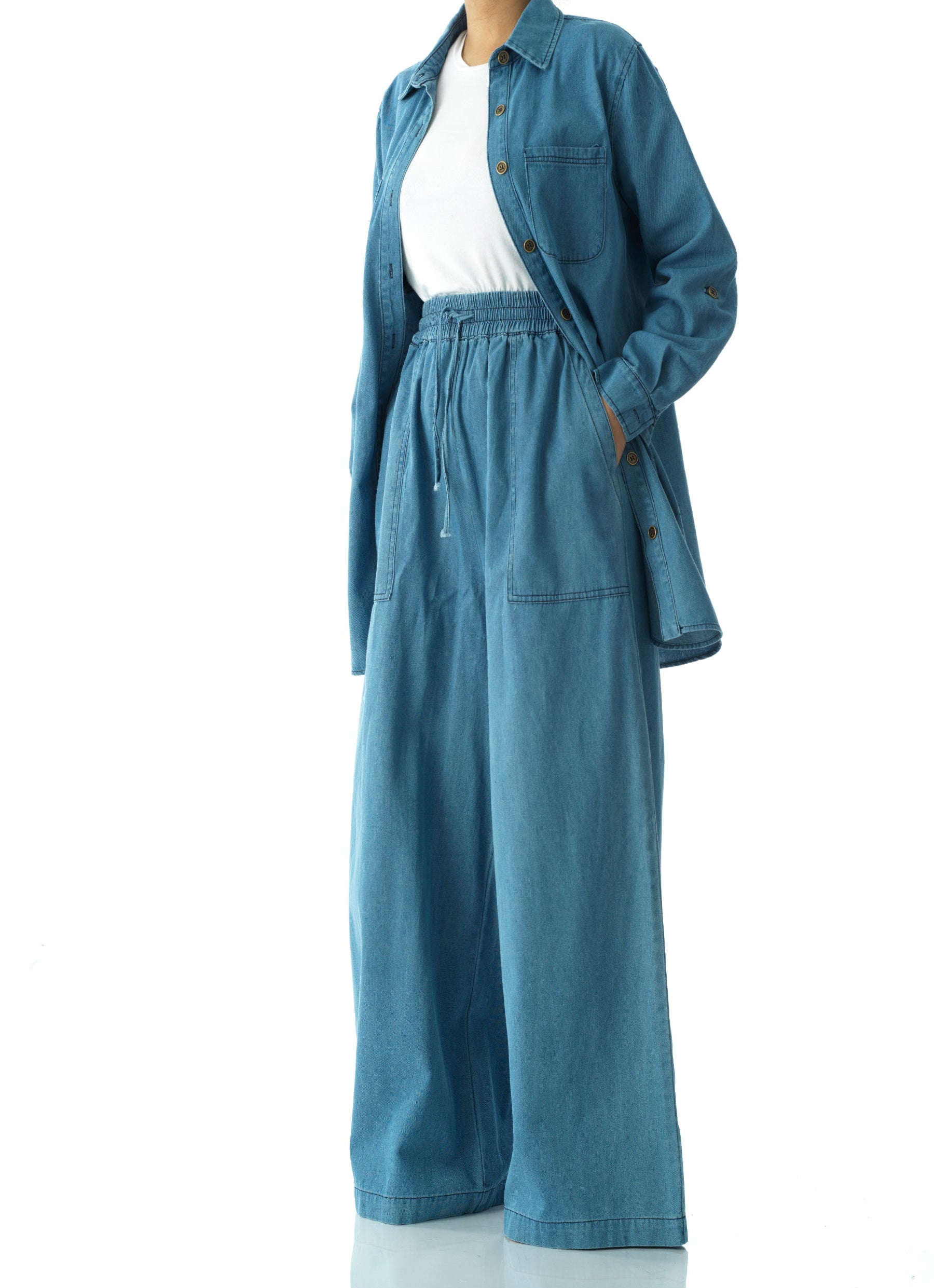 Modest denim palazzo pants. Kabayare
