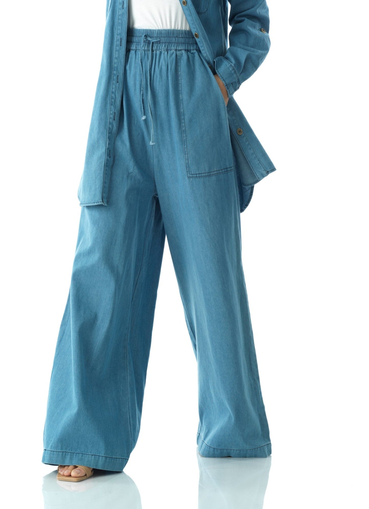Modest denim palazzo pants. Kabayare