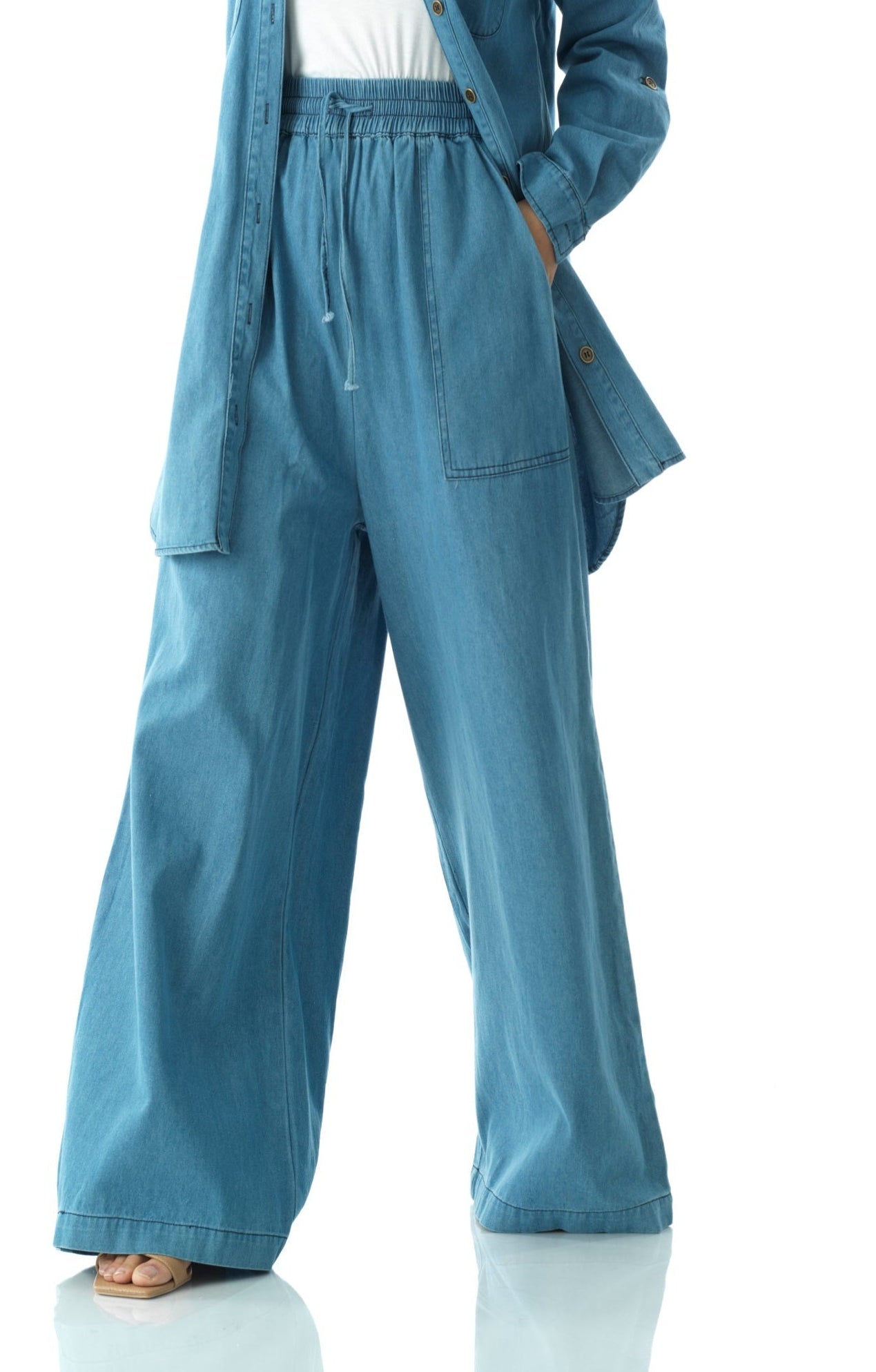 Modest denim palazzo pants. Kabayare