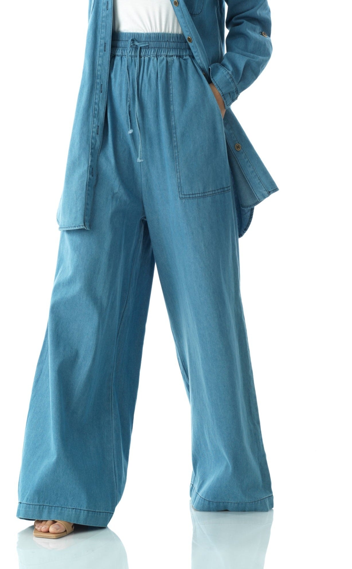 Modest denim palazzo pants. Kabayare