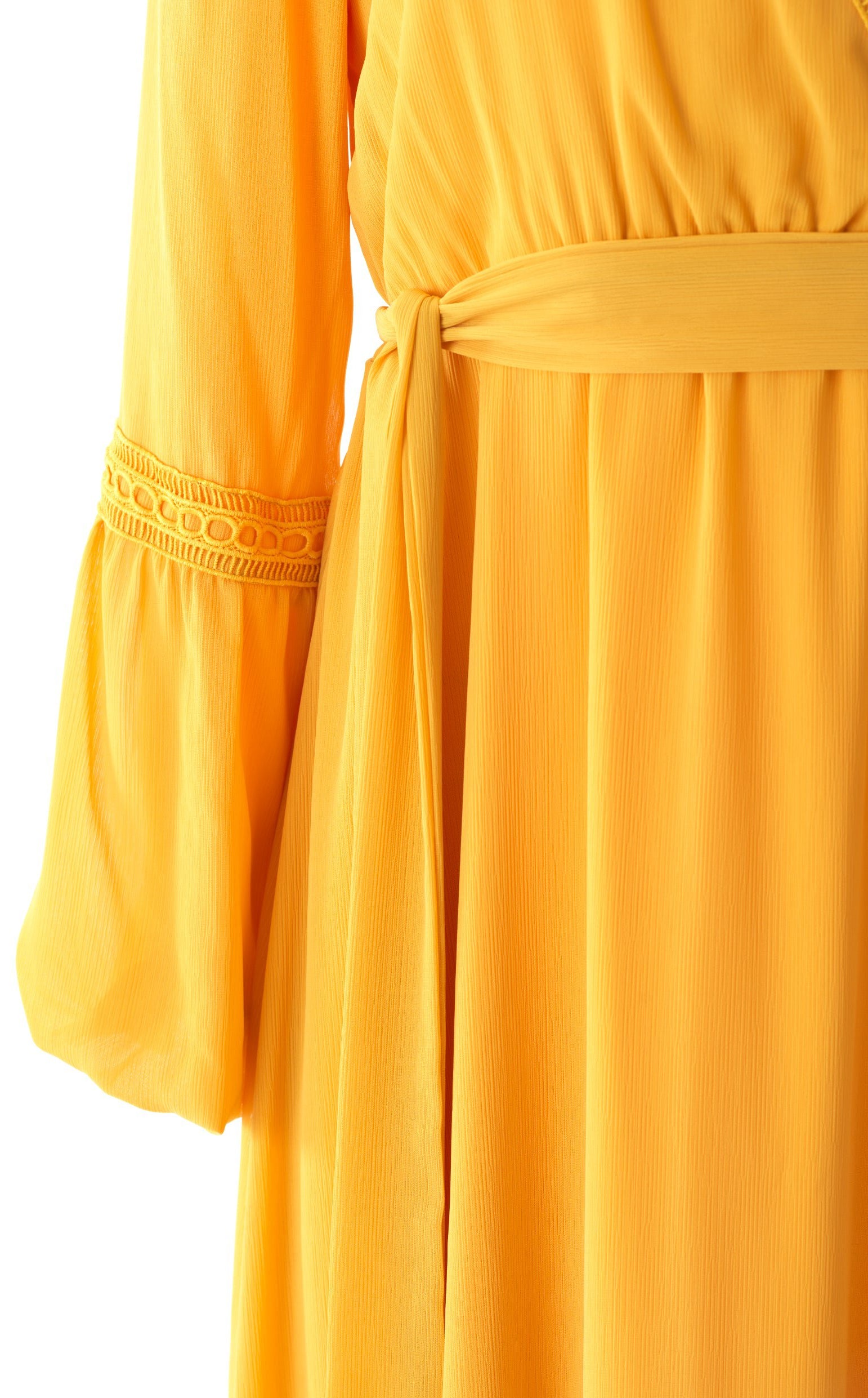 Modest dress Ayesha v-neck lace details Kabayare