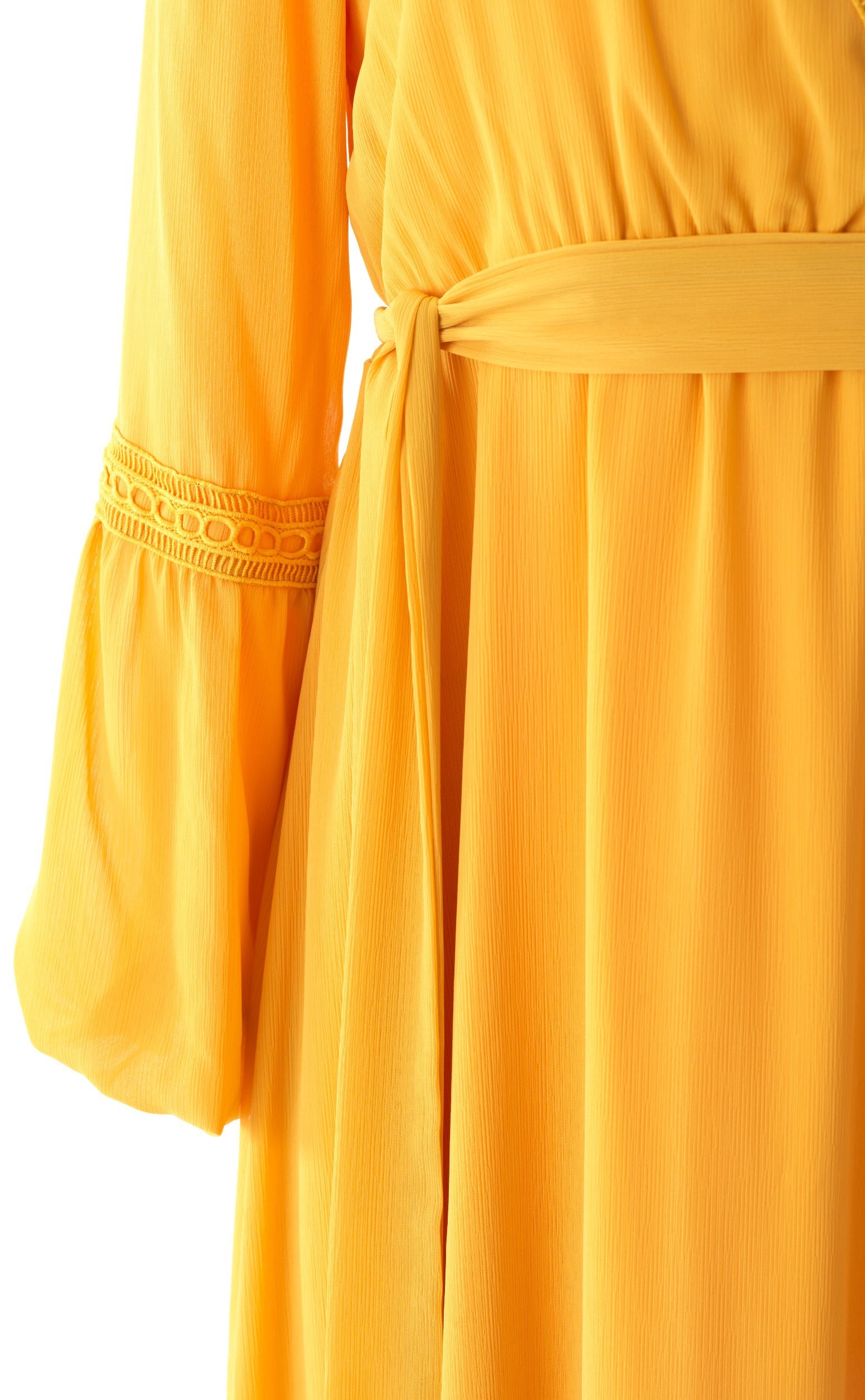 Modest dress Ayesha v-neck lace details Kabayare