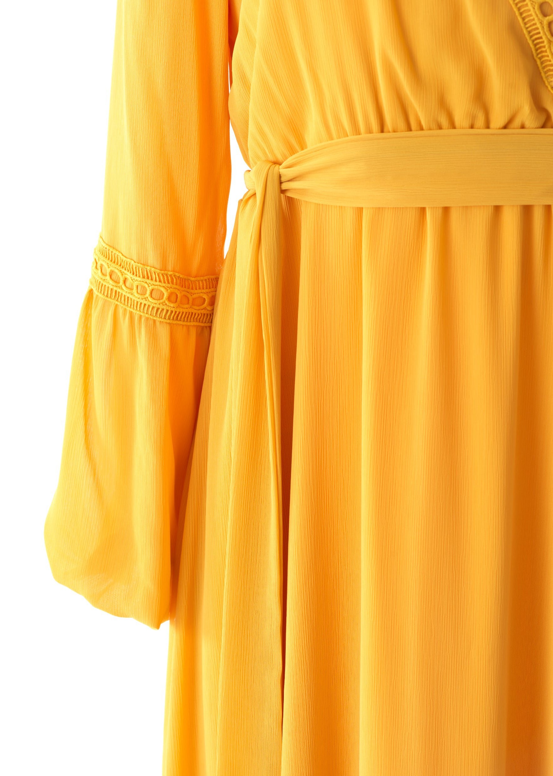 Modest dress Ayesha v-neck lace details Kabayare