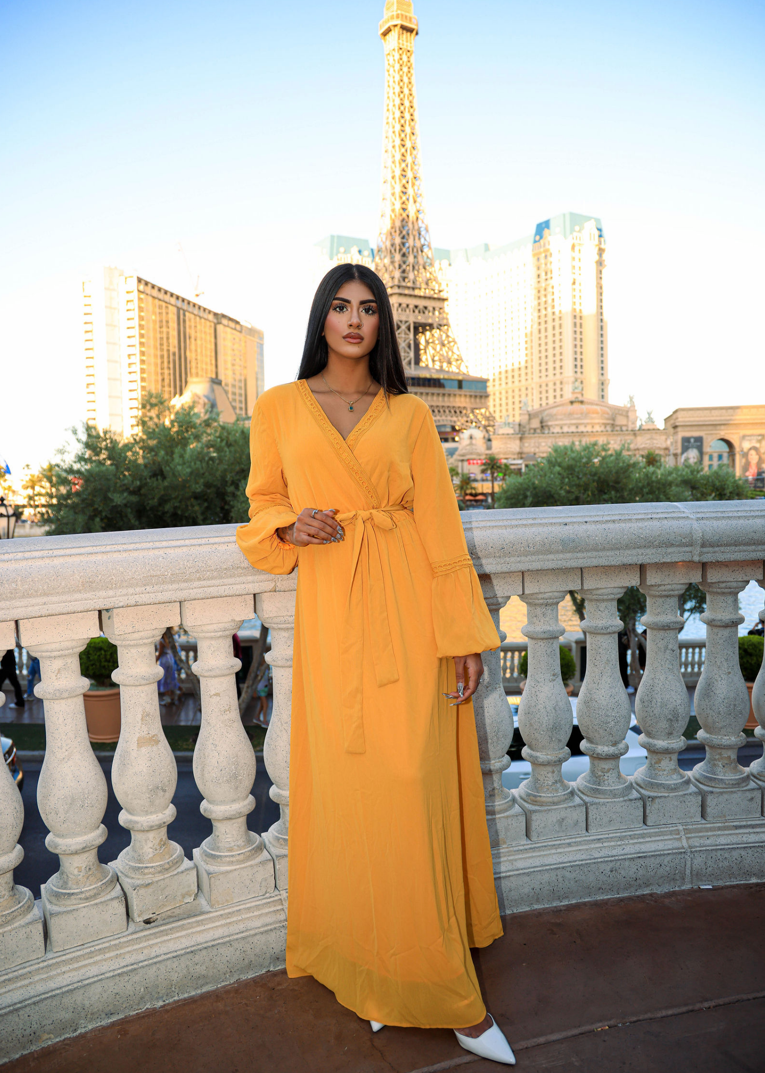 Modest dress Ayesha v-neck lace details Kabayare