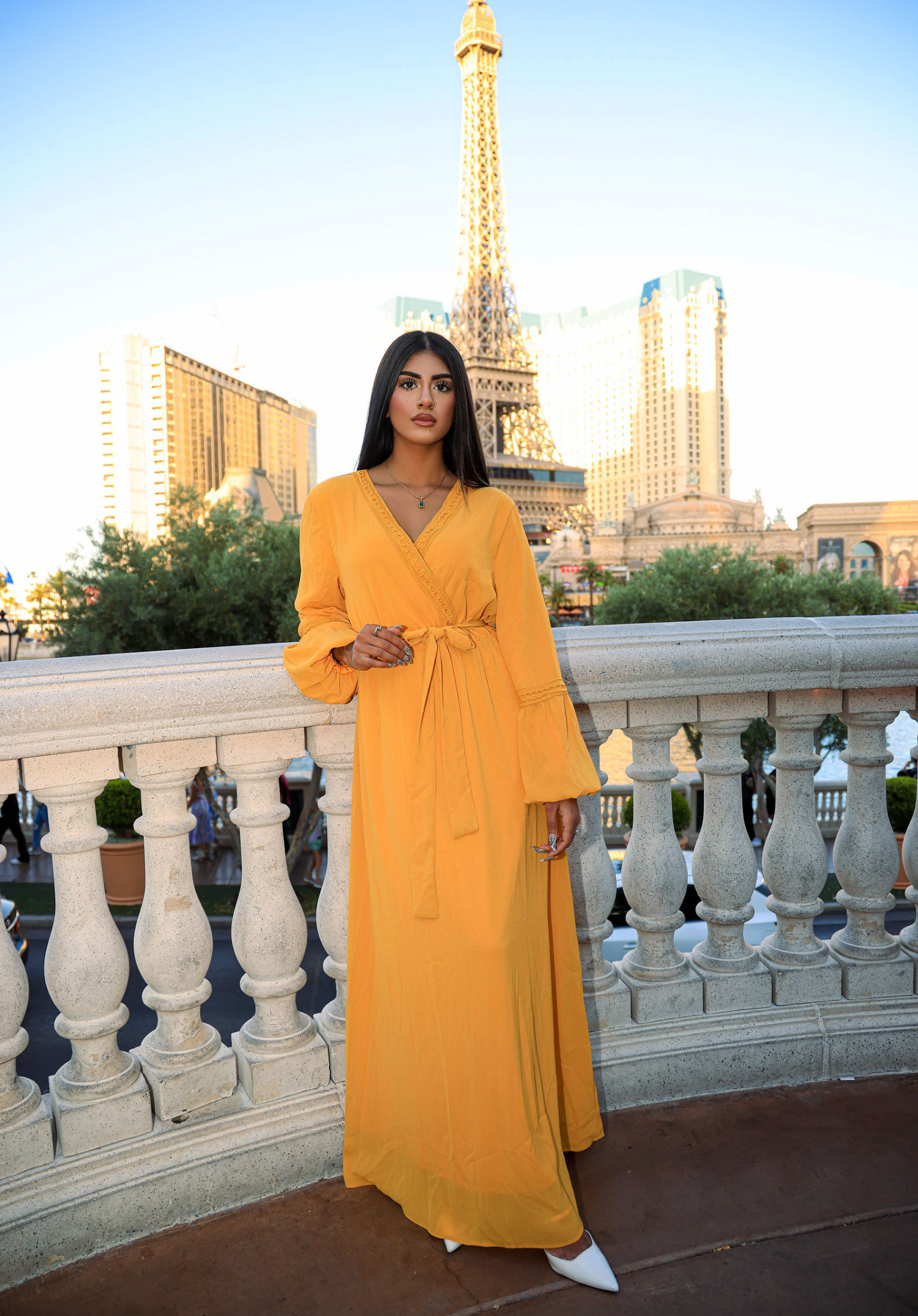 Modest dress Ayesha v-neck lace details Kabayare