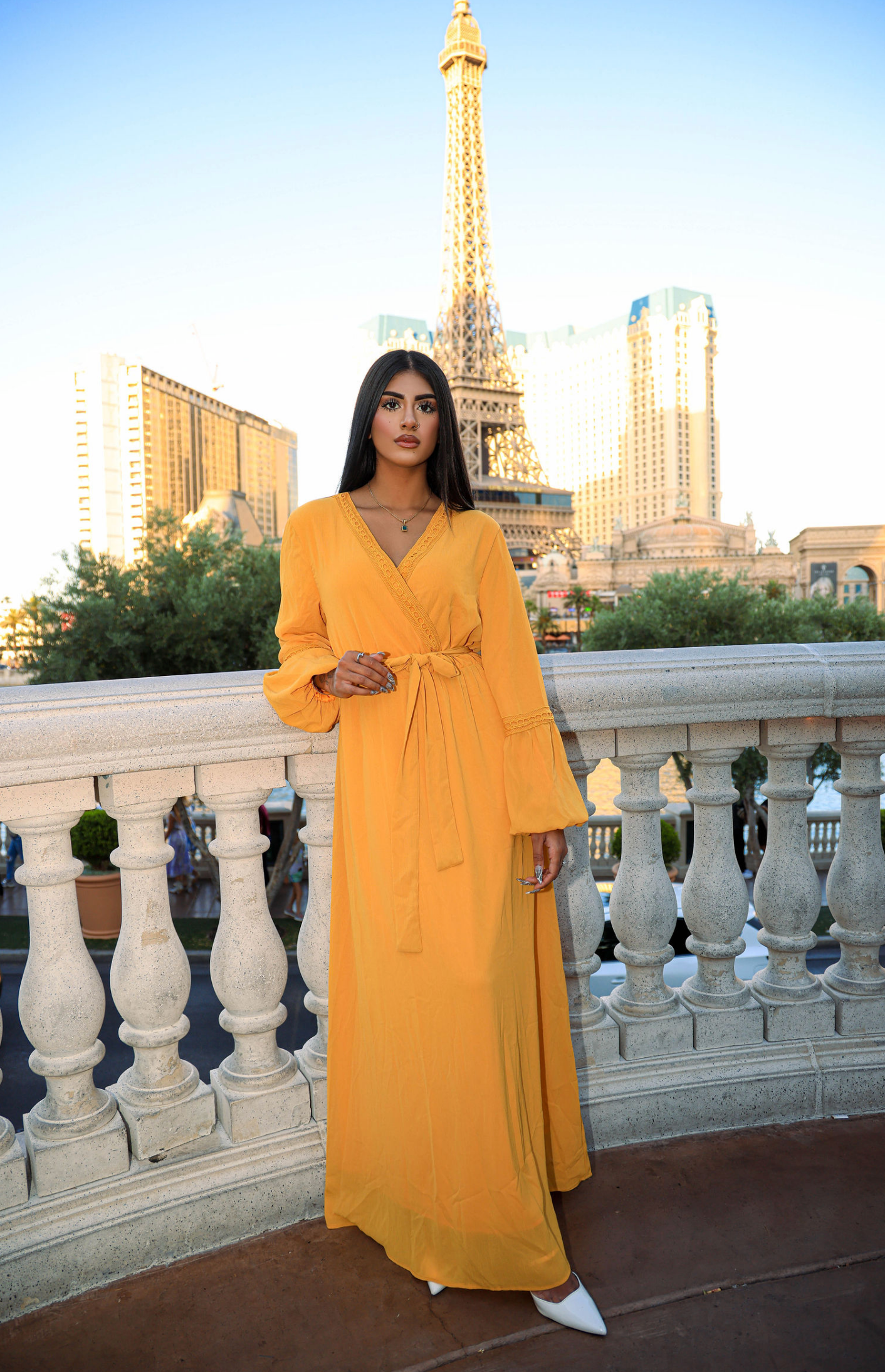 Modest dress Ayesha v-neck lace details Kabayare