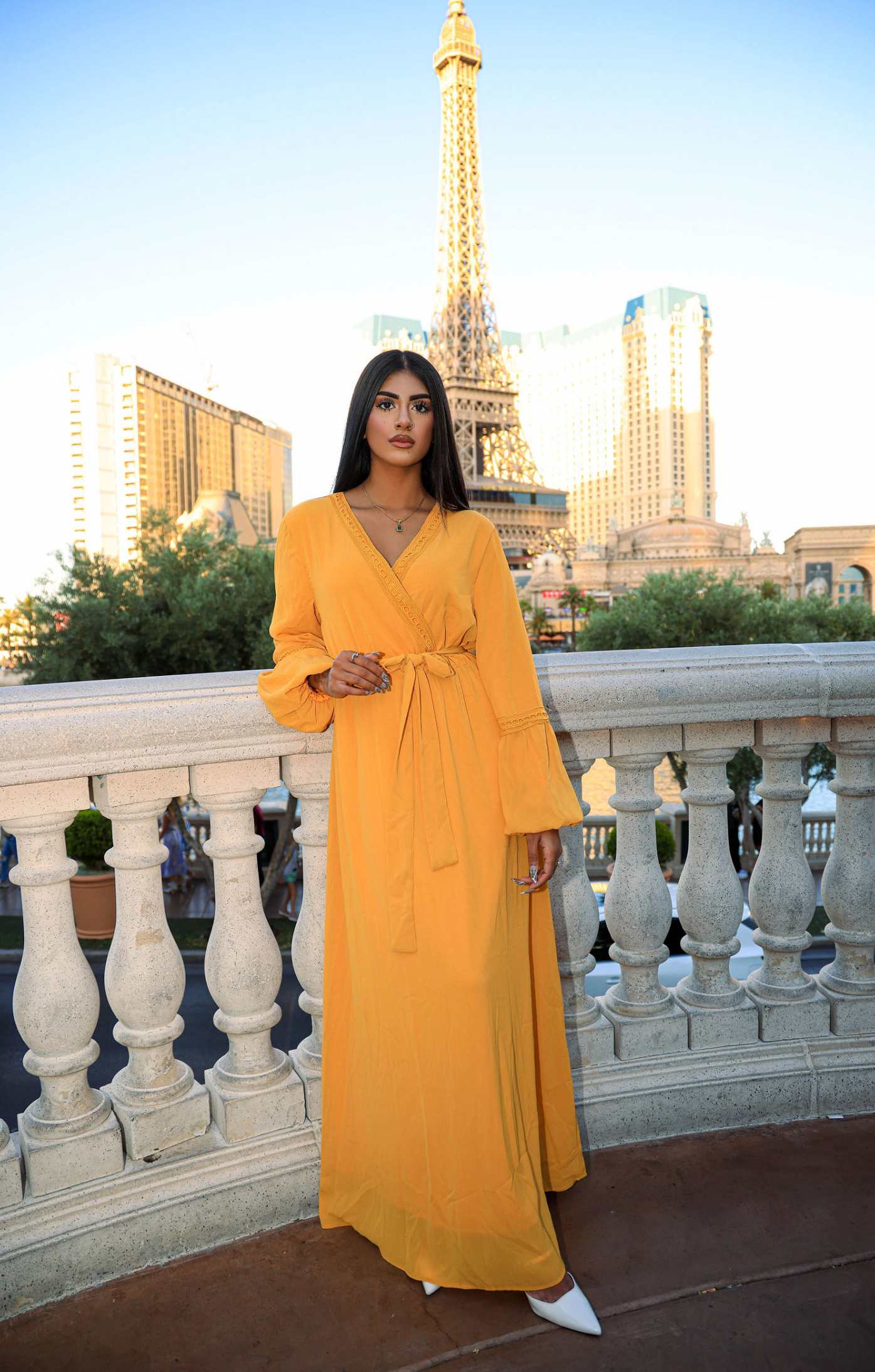 Modest dress Ayesha v-neck lace details Kabayare