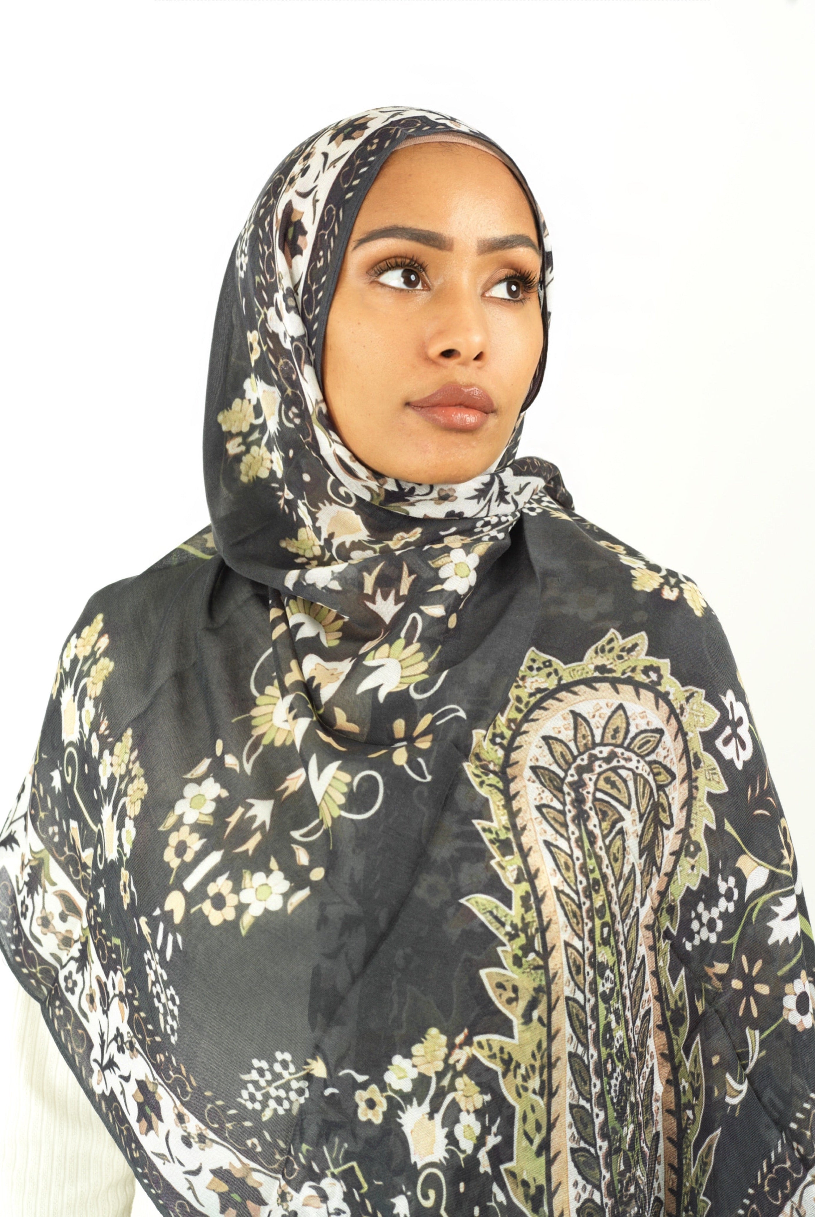 Paisley art modal print hijab Kabayare