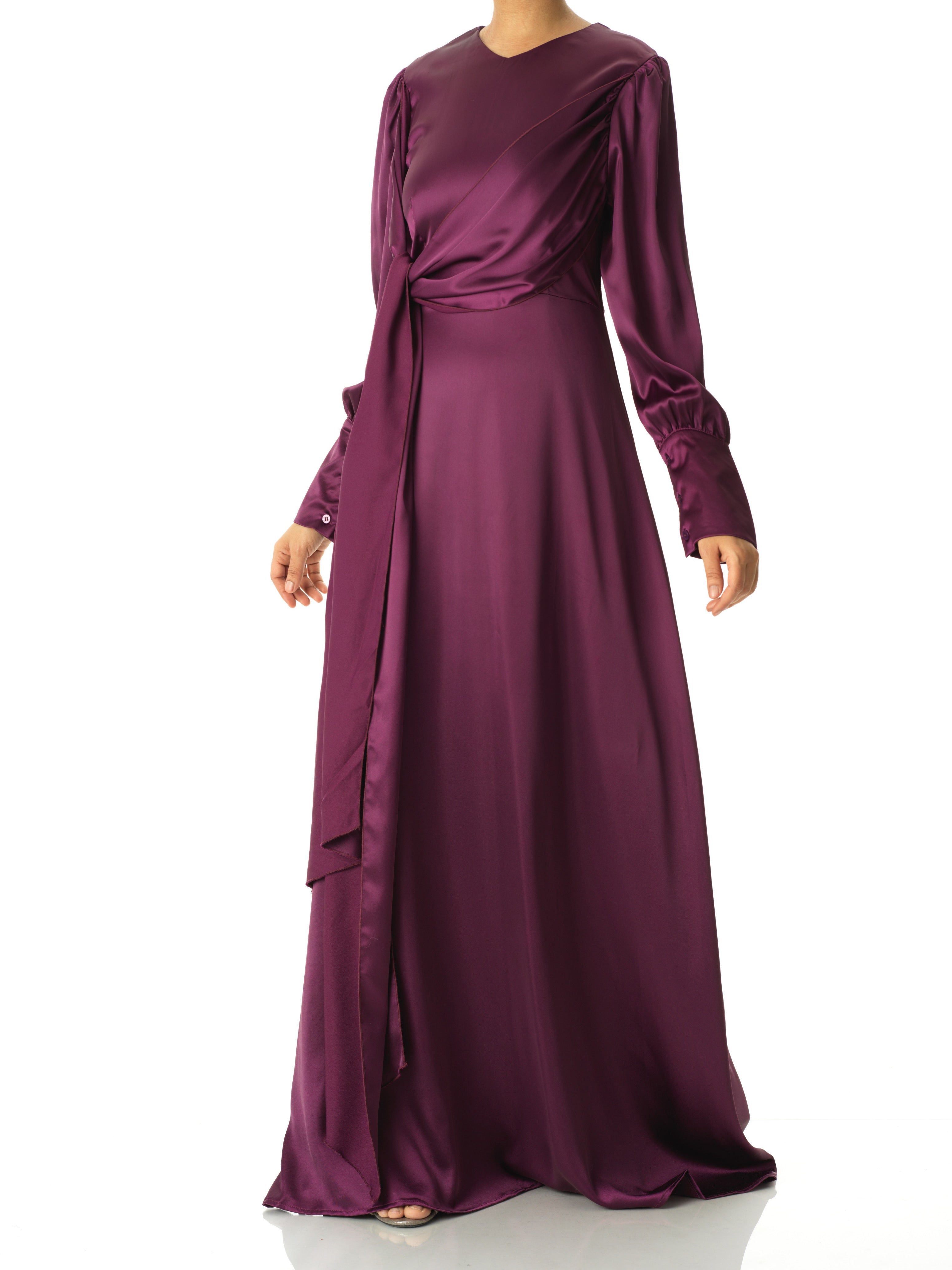 Sleek and classy satin maxi dress Kabayare