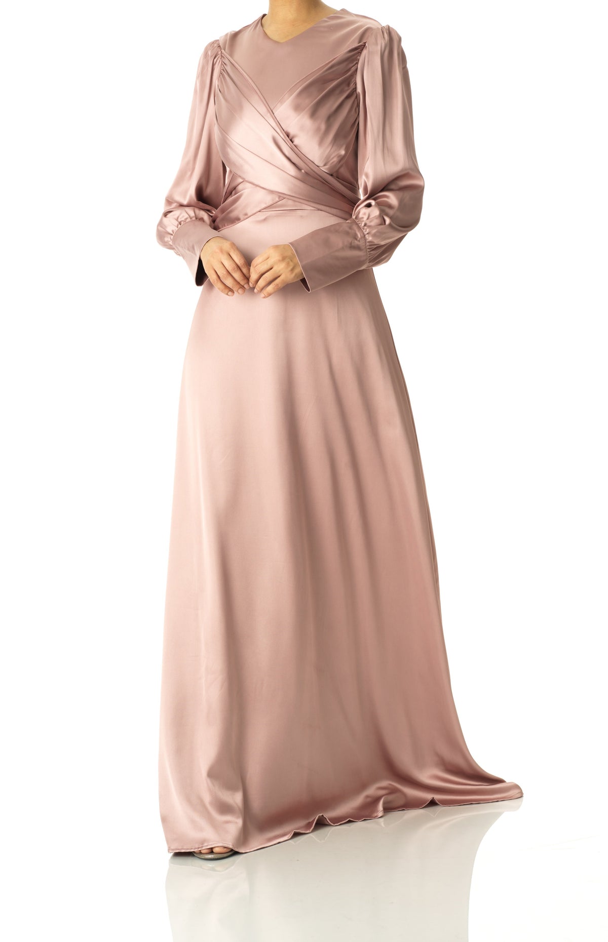 Sleek and classy satin maxi dress Kabayare