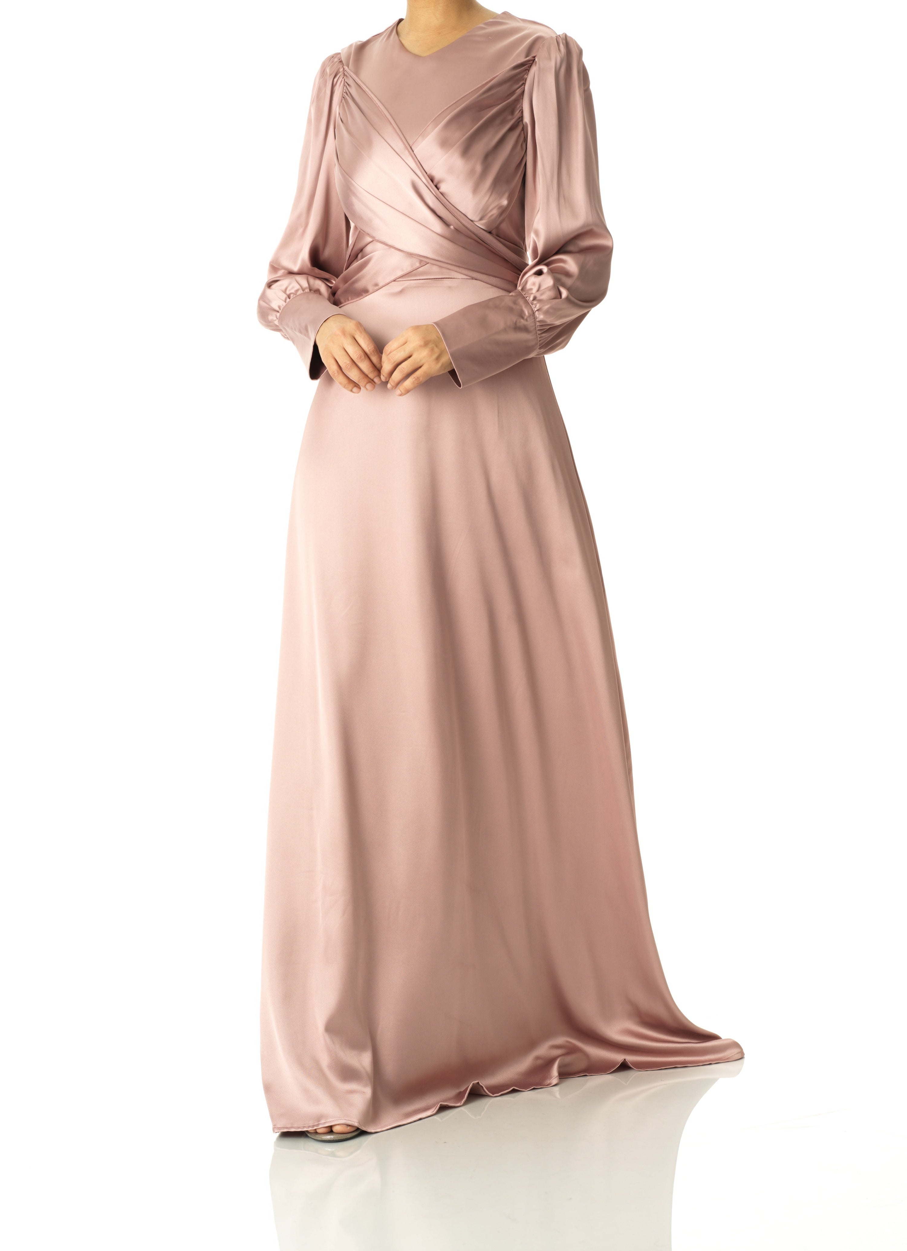 Sleek and classy satin maxi dress Kabayare