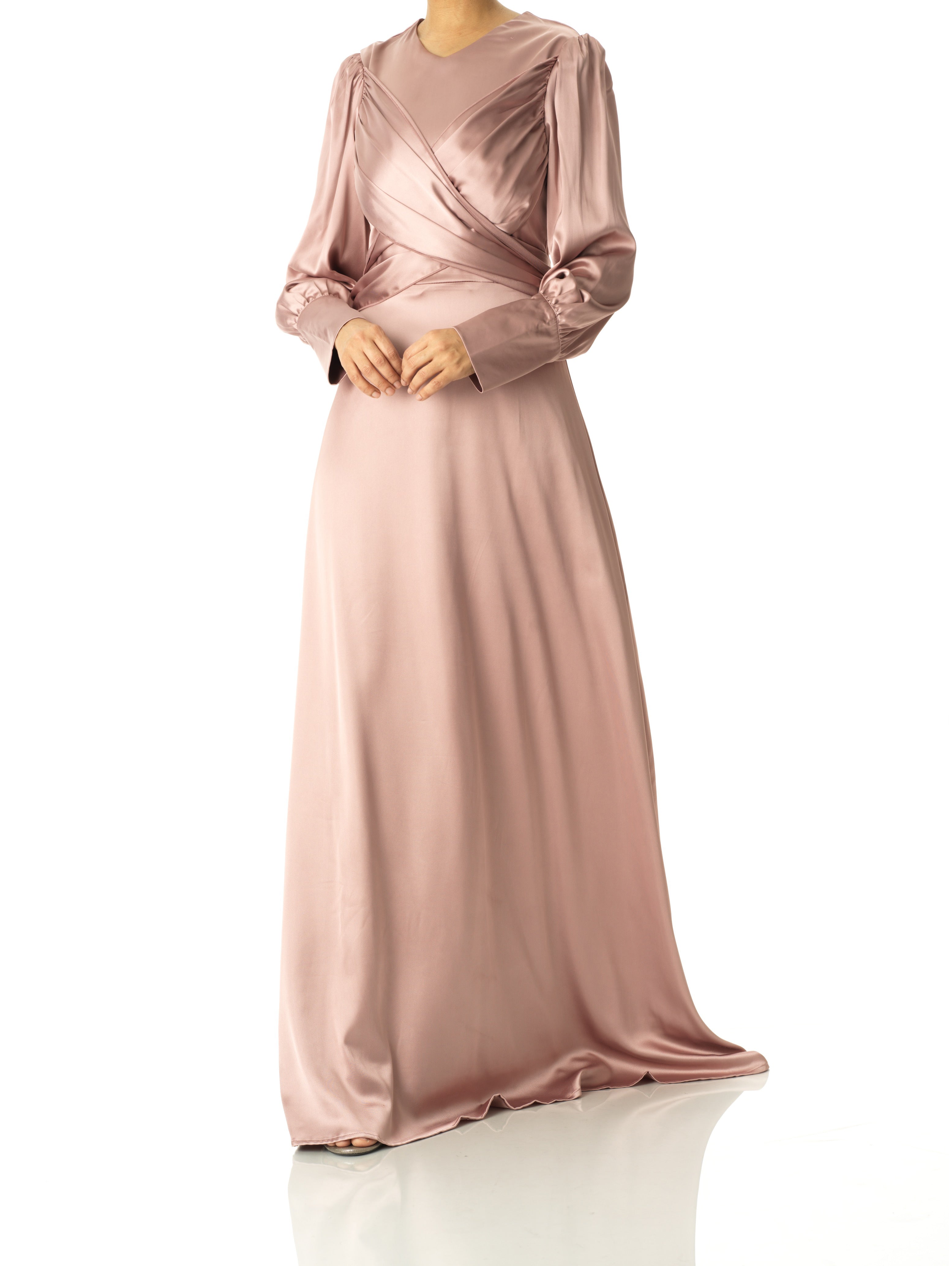 Sleek and classy satin maxi dress Kabayare