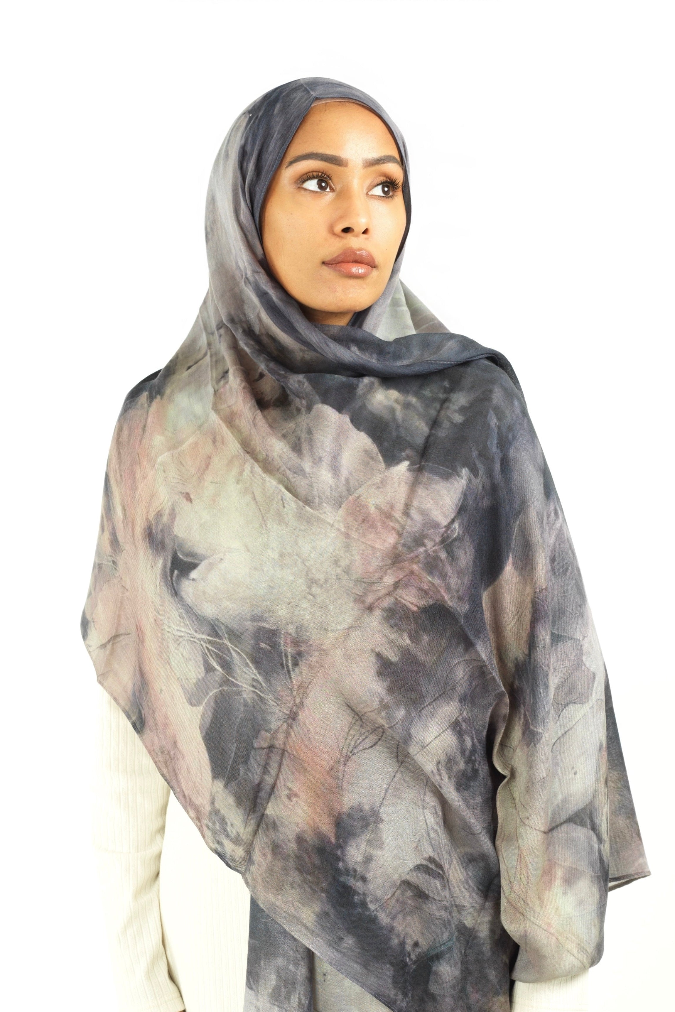 Soft gray modal print hijab Kabayare