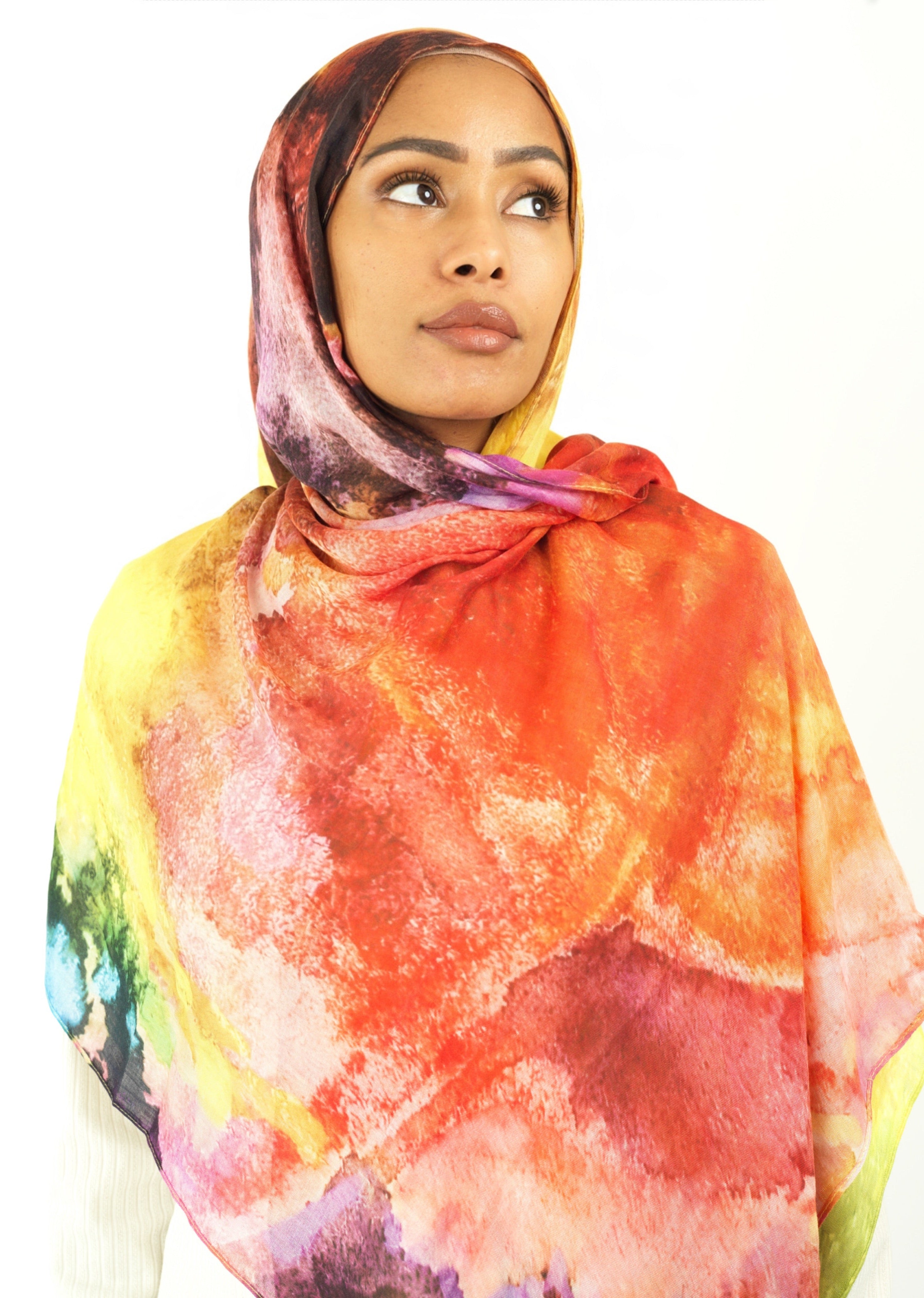Splash of art modal print hijab Kabayare