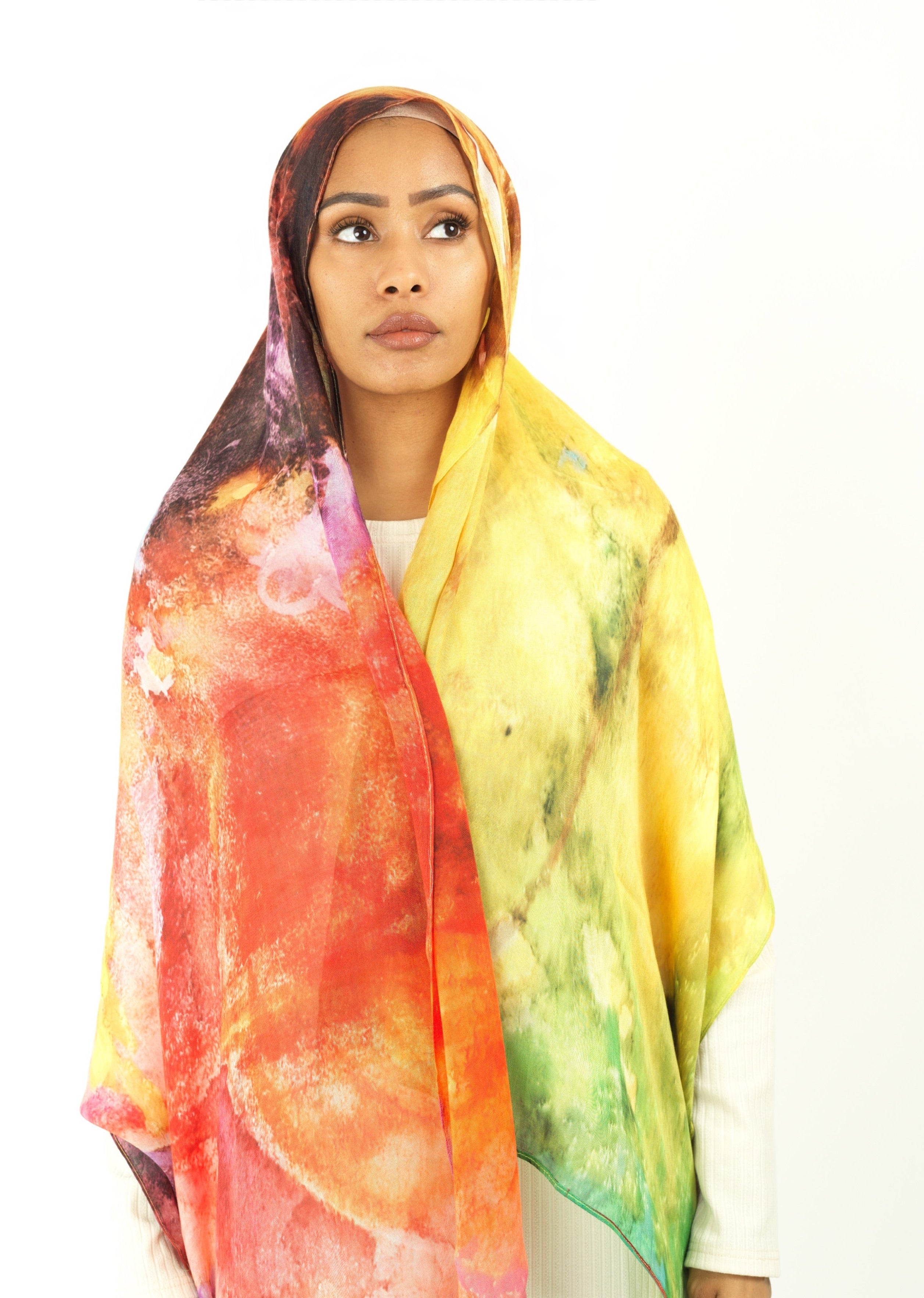 Splash of art modal print hijab Kabayare