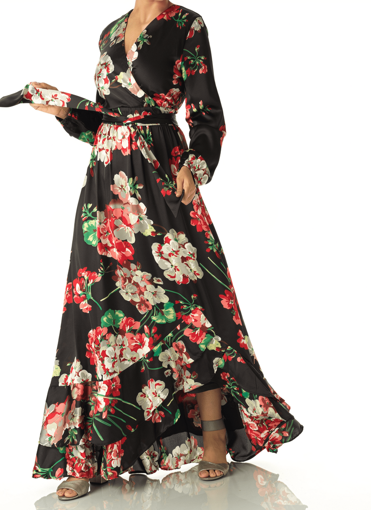 The Perfect mix of satin fabric and floral print Kabayare