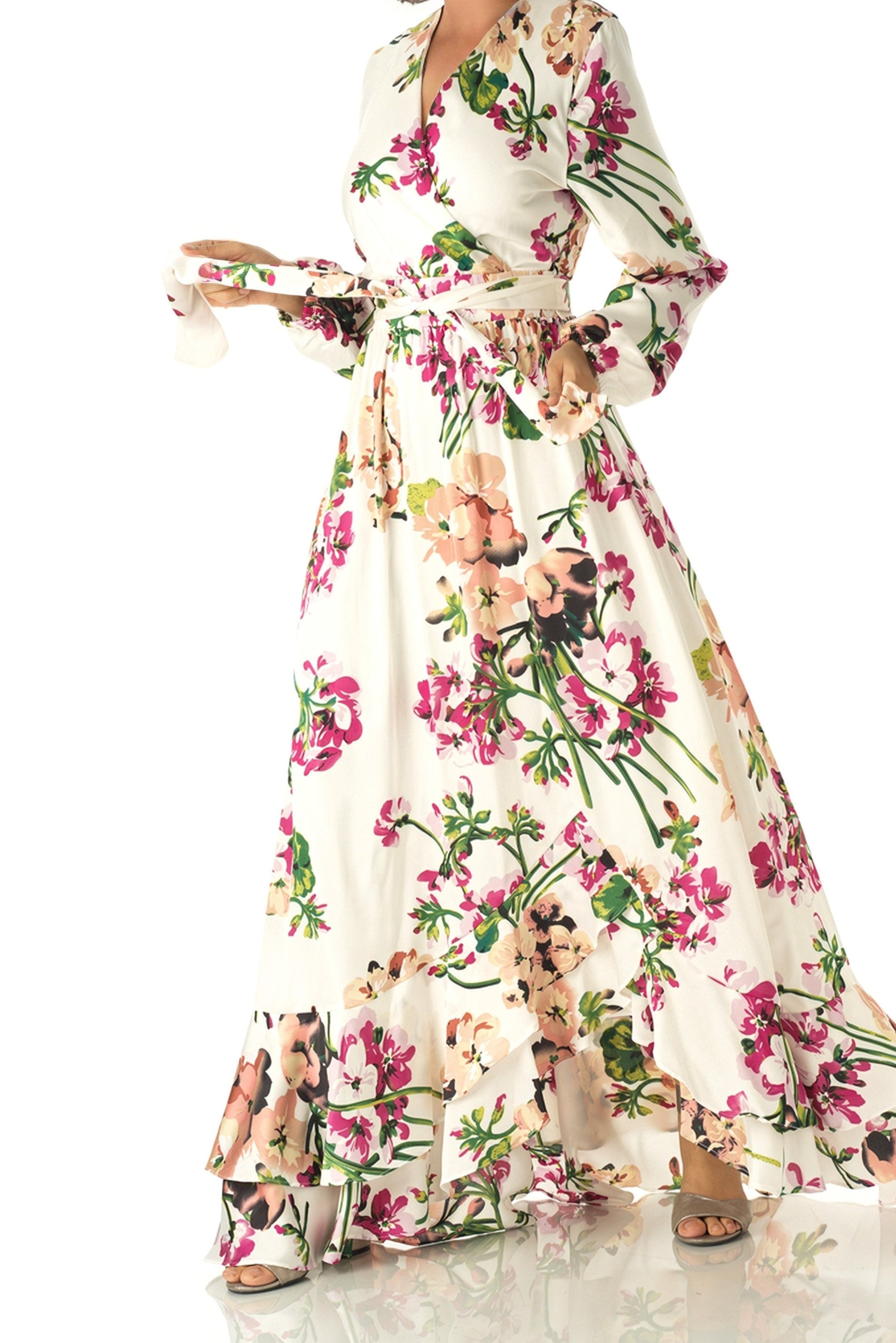 The Perfect mix of satin fabric and floral print Kabayare