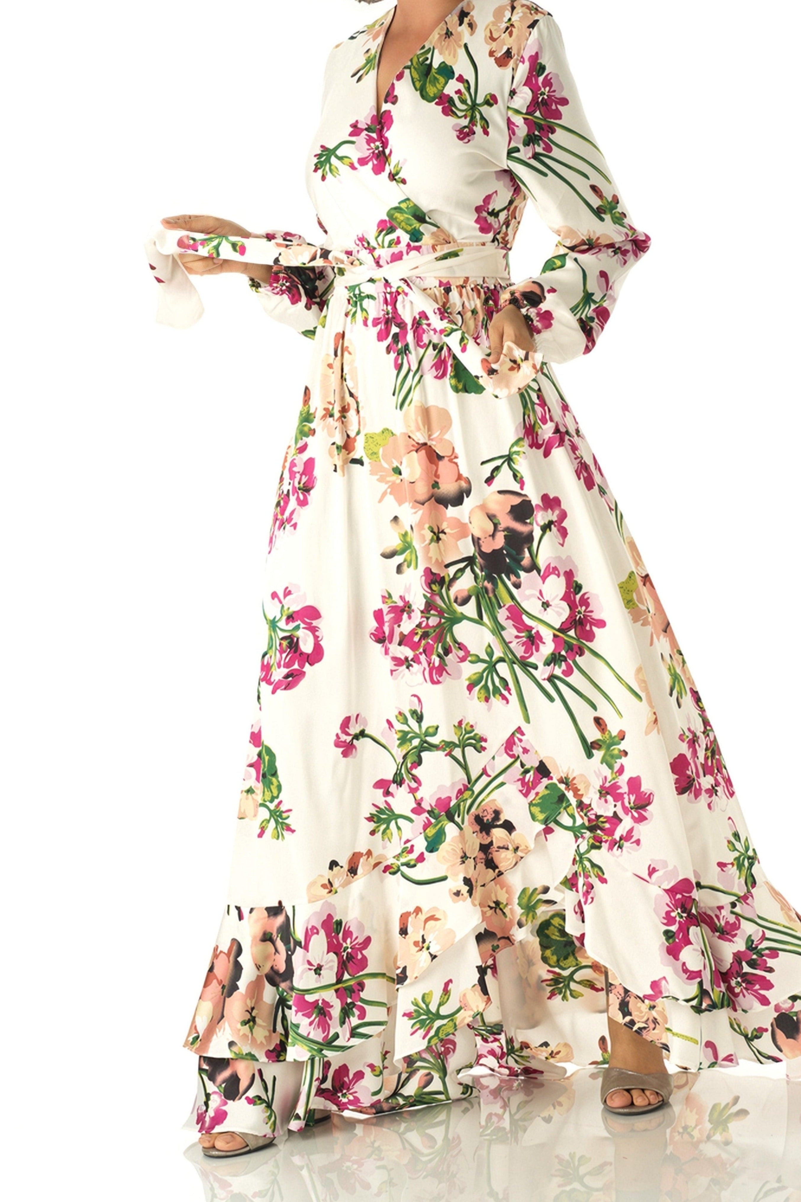 The Perfect mix of satin fabric and floral print Kabayare