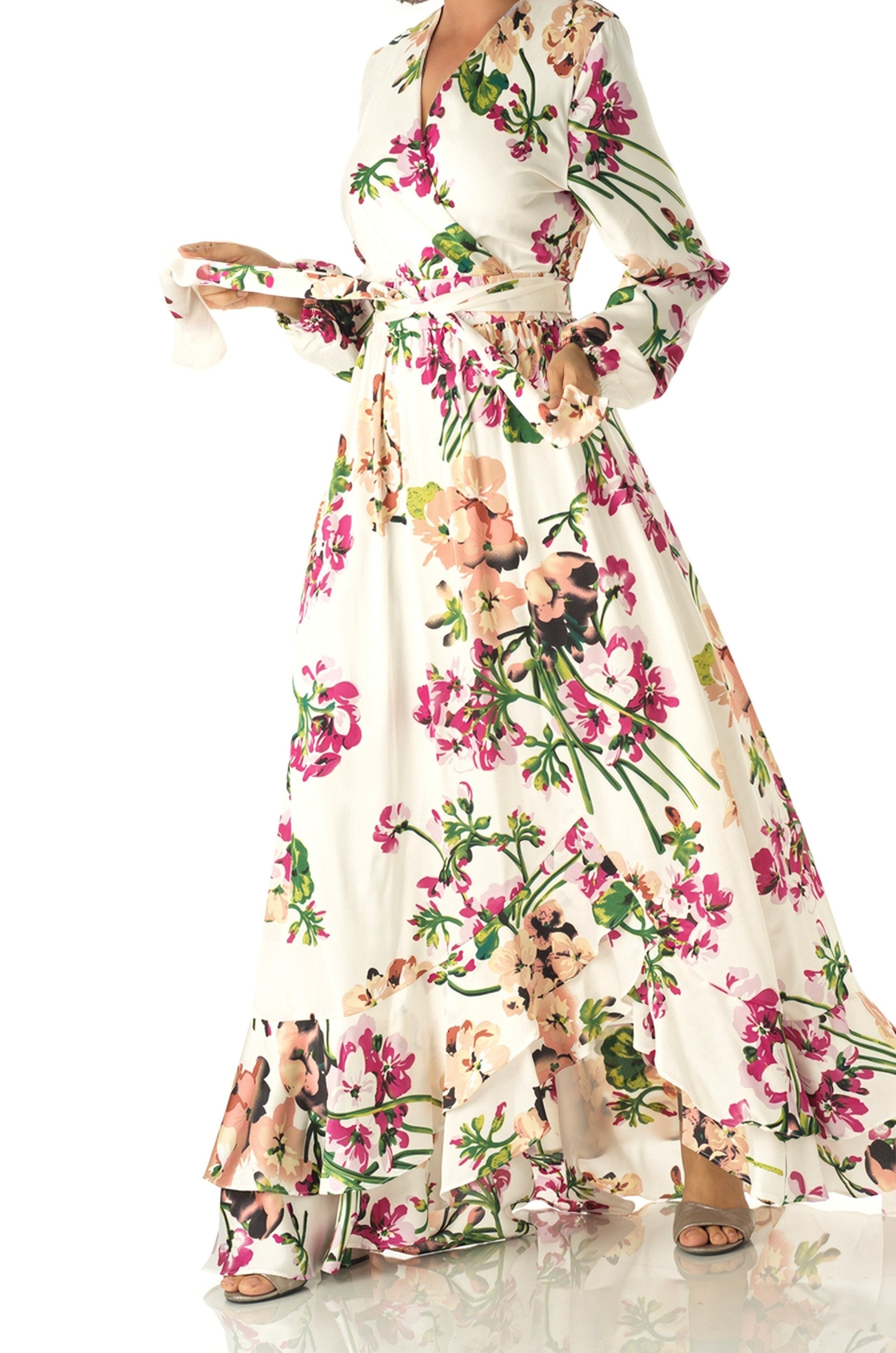 The Perfect mix of satin fabric and floral print Kabayare