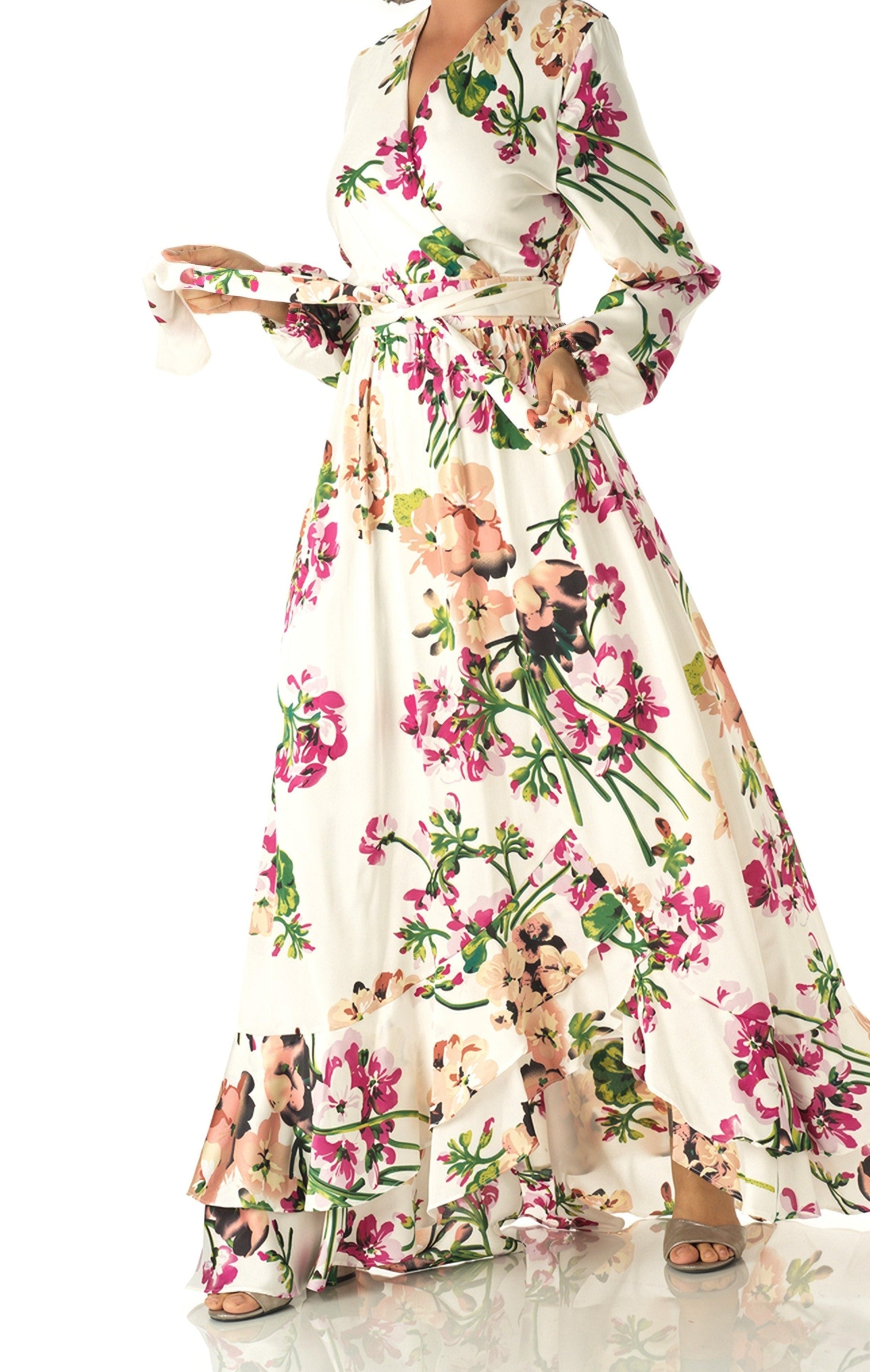 The Perfect mix of satin fabric and floral print Kabayare