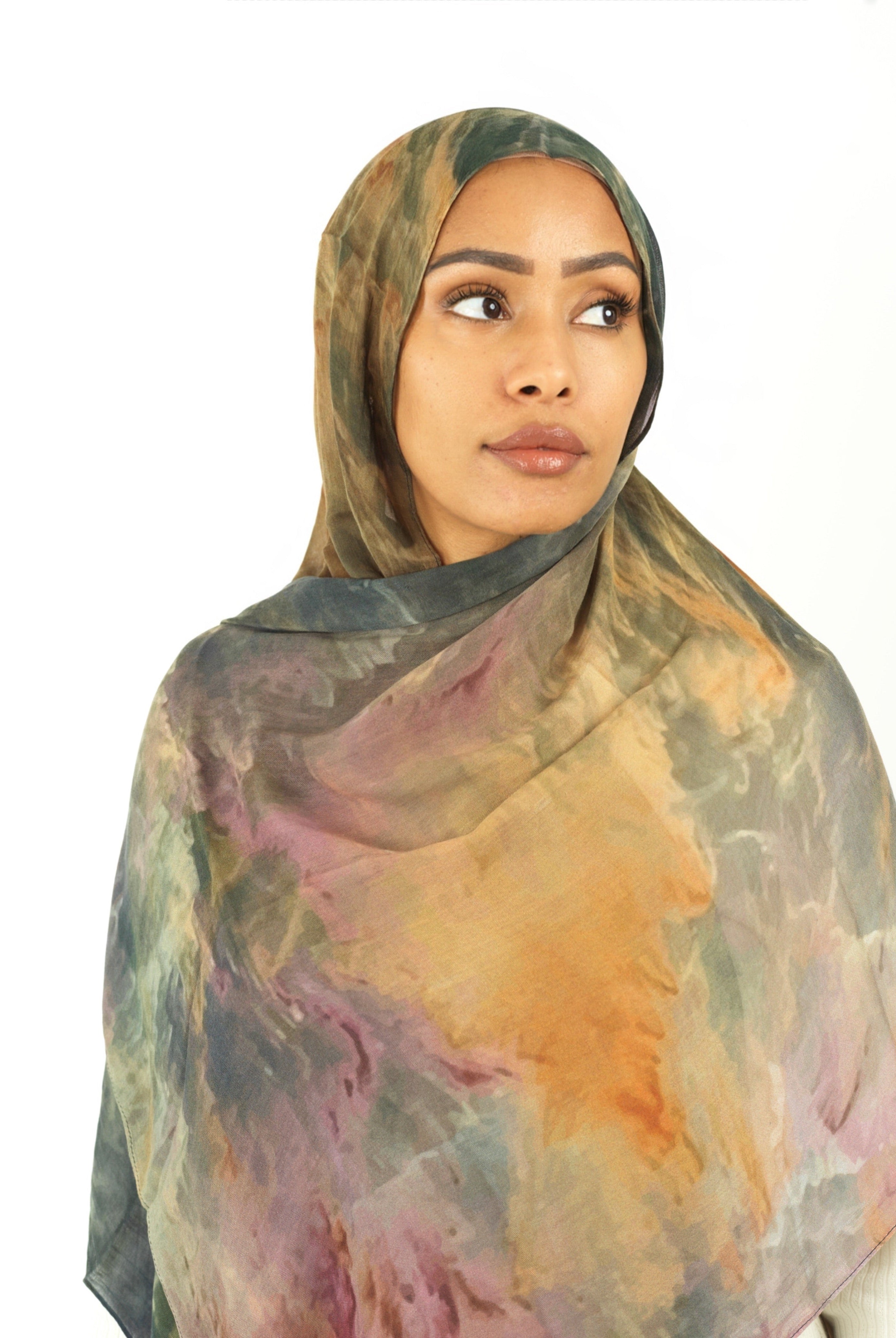 Volcano wave art modal print hijab Kabayare