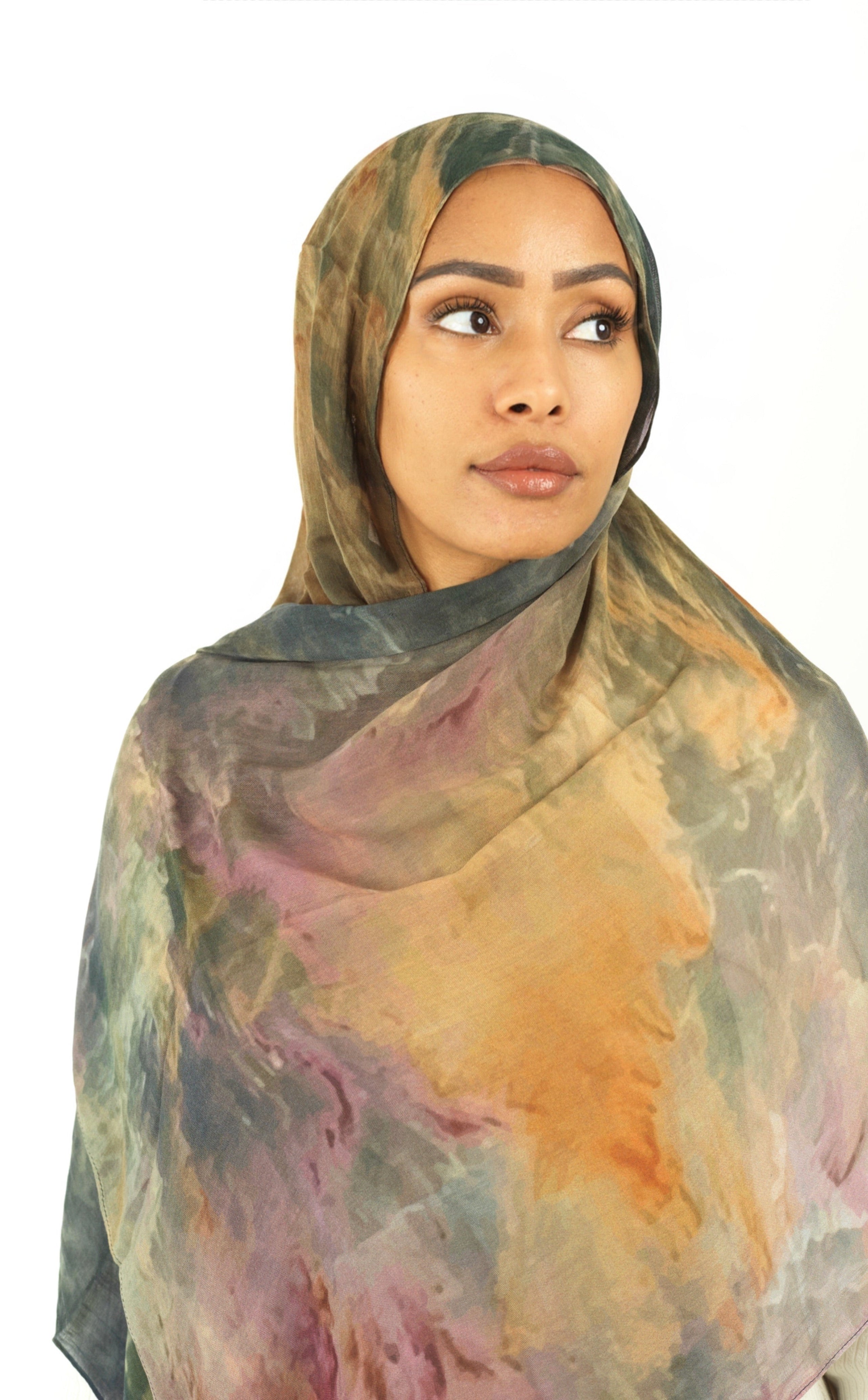 Volcano wave art modal print hijab Kabayare