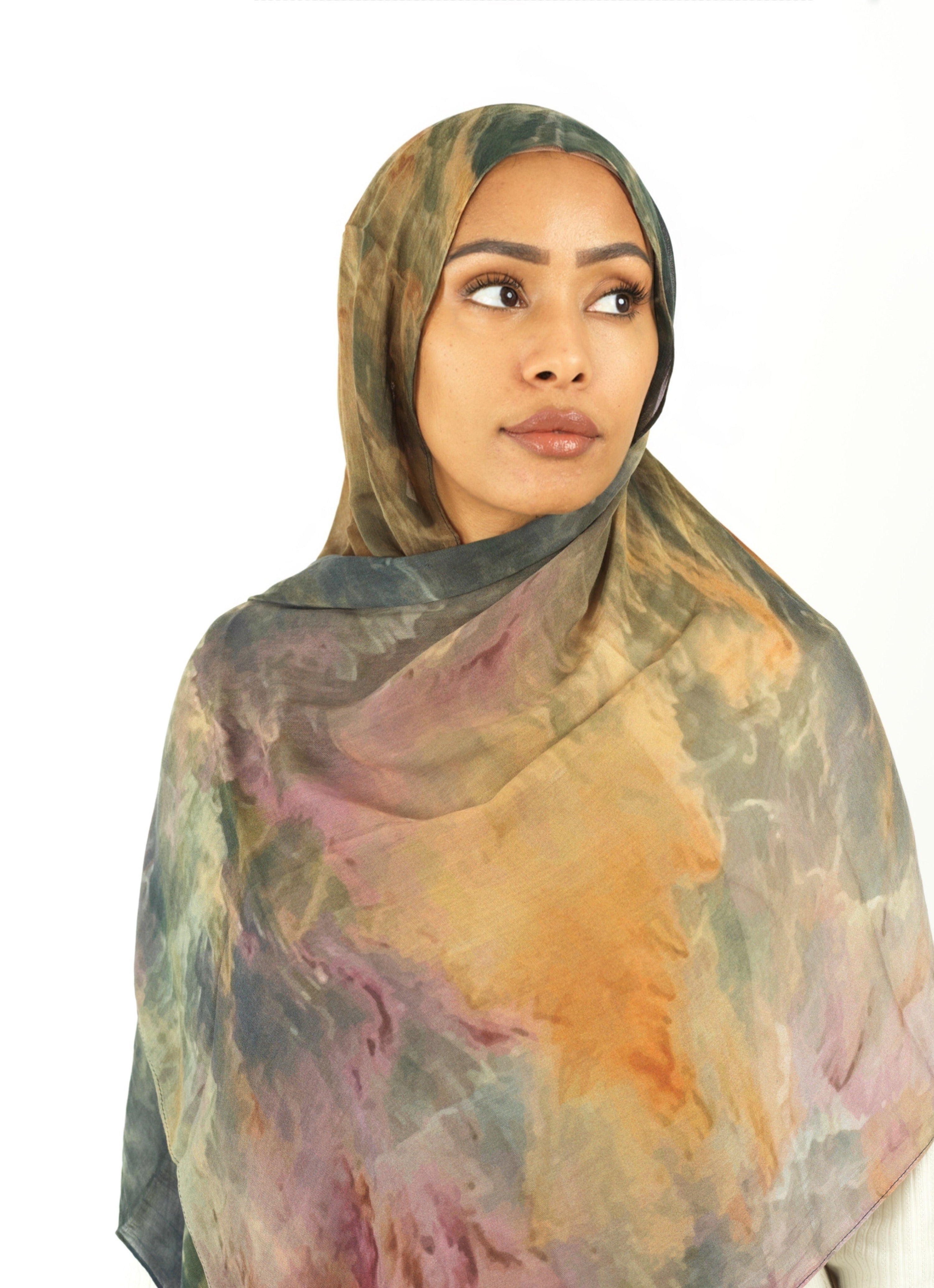 Volcano wave art modal print hijab Kabayare