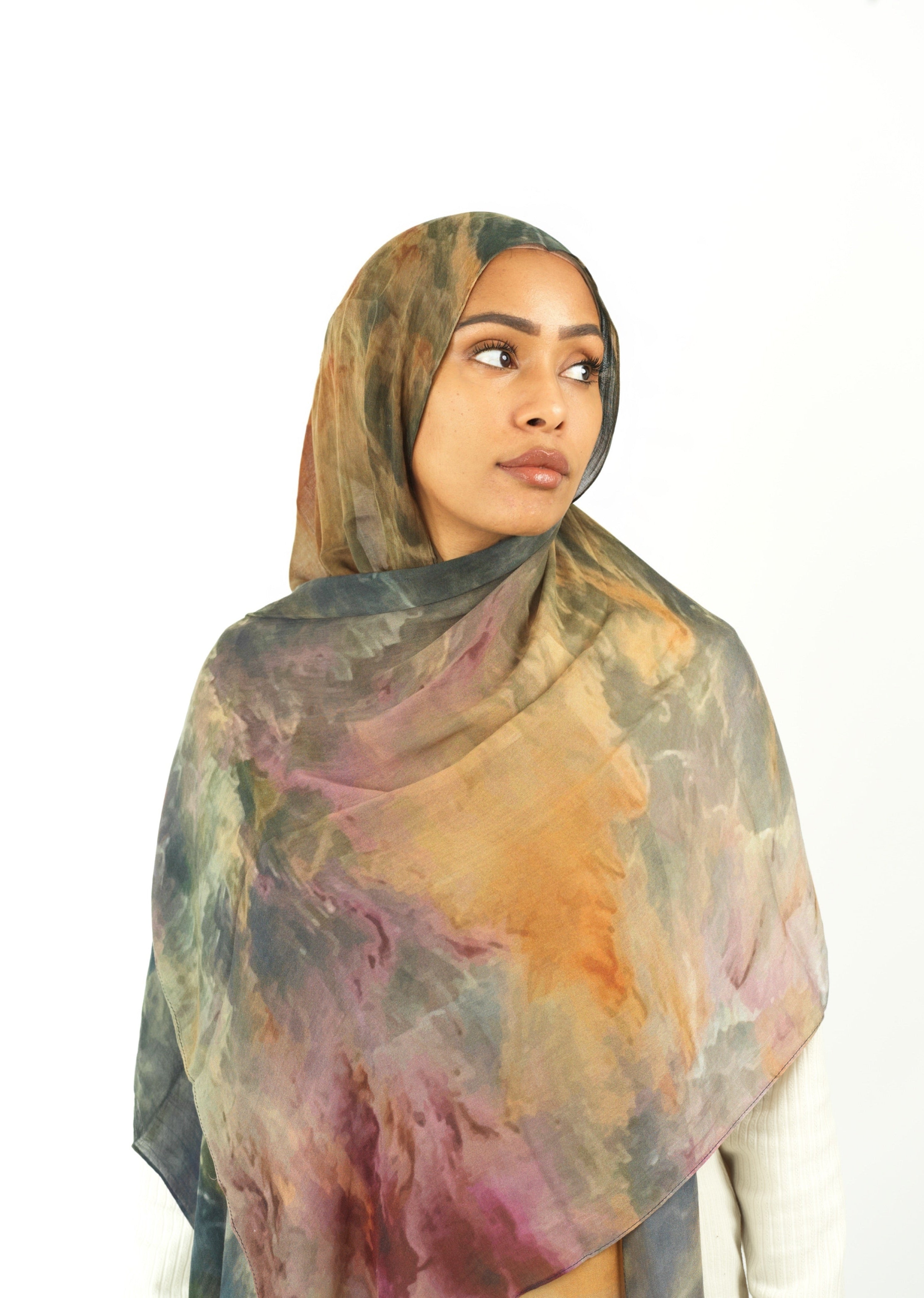 Volcano wave art modal print hijab Kabayare