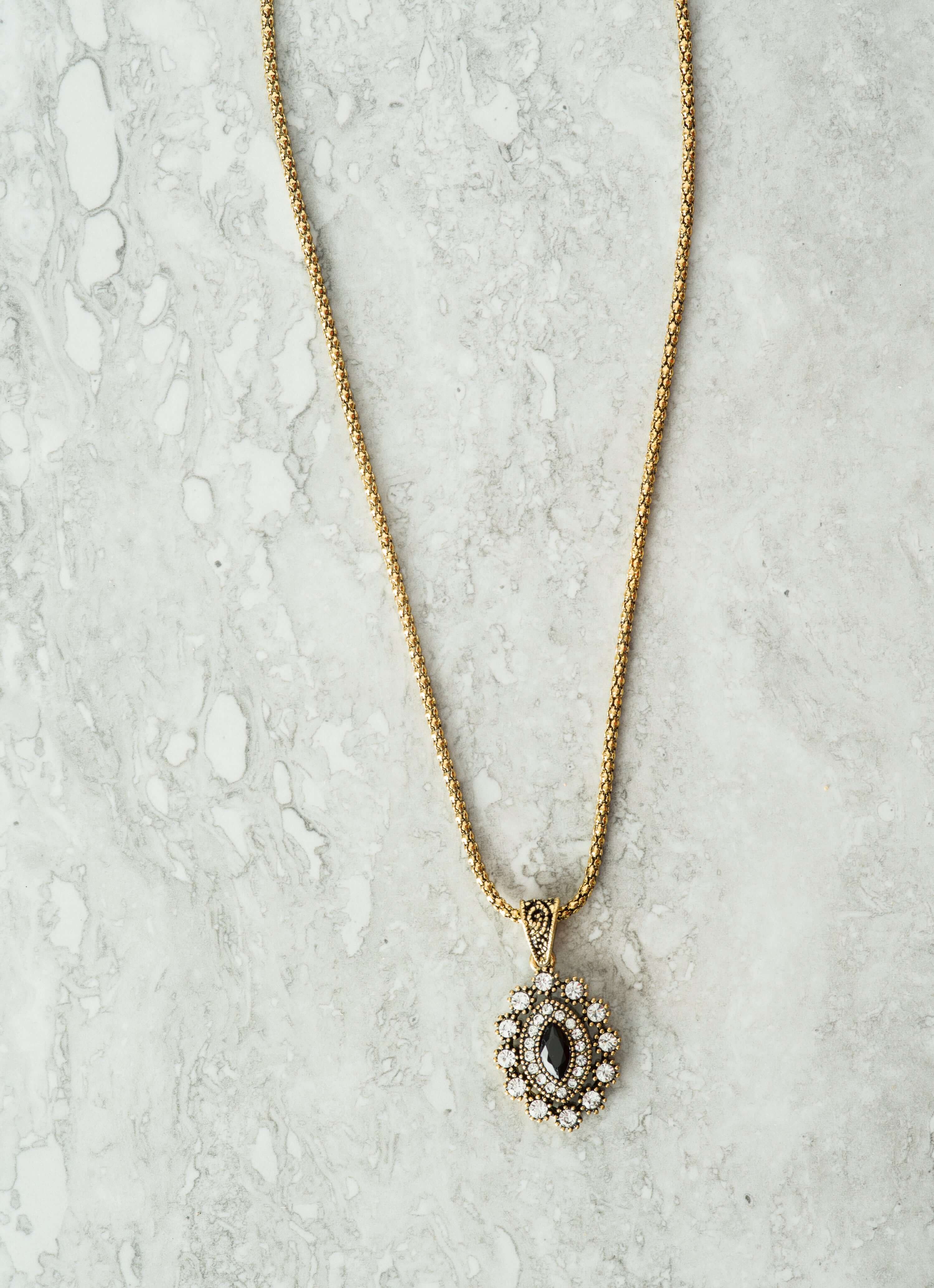 Amira Statement Necklace Kabayare