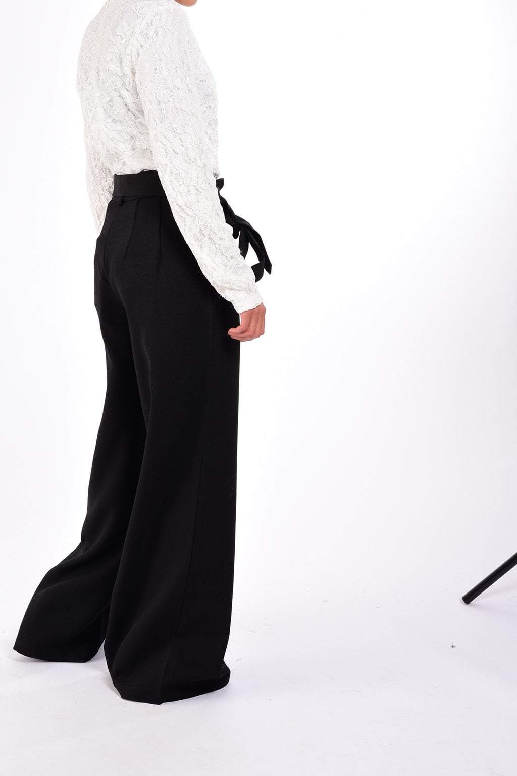 Black modest trousers Kabayare