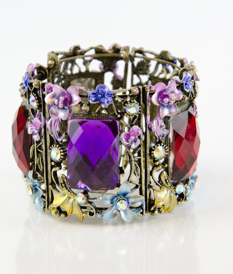 GEMSTONE BANGLE Kabayare