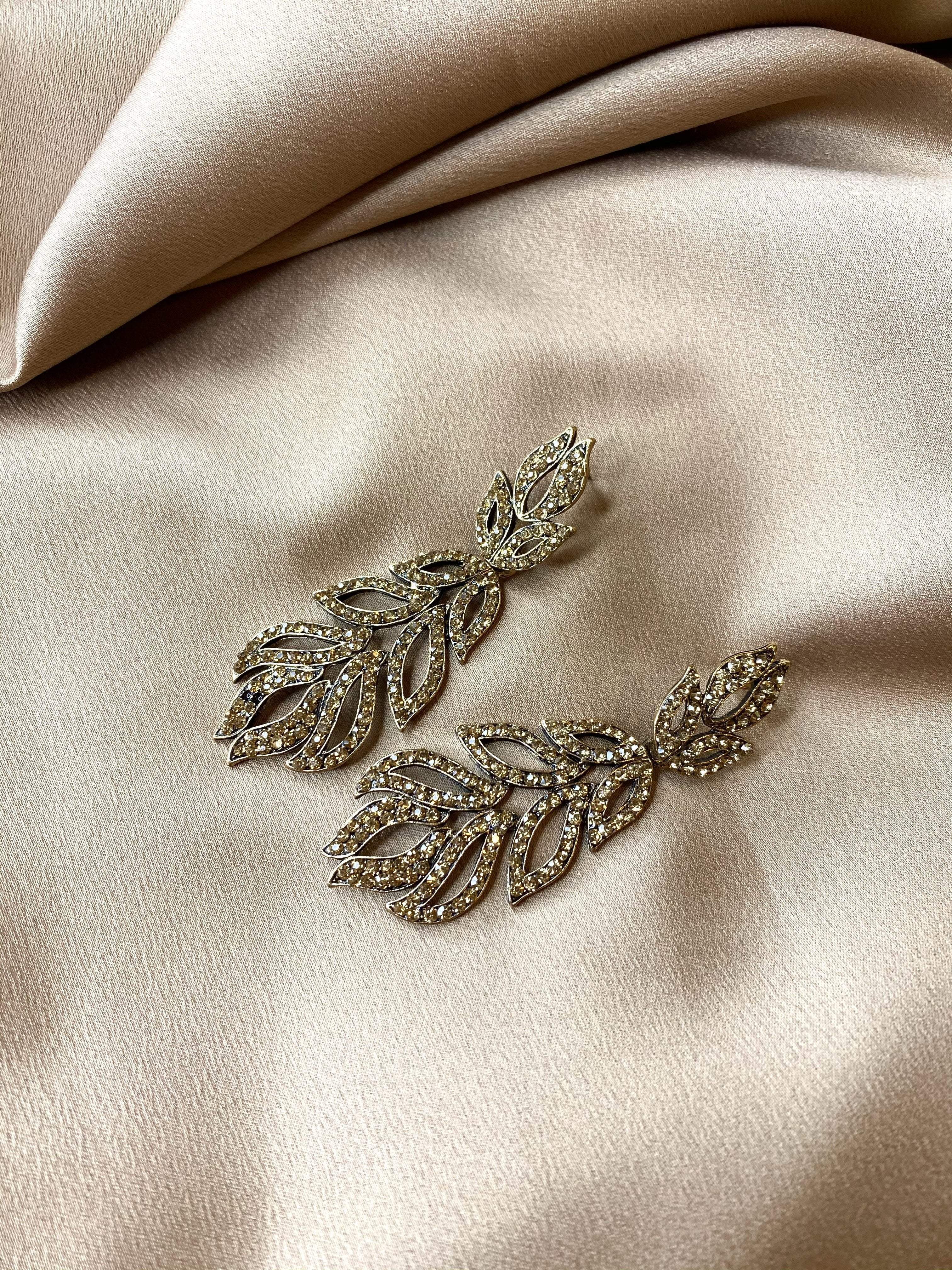 Golden rhinestone earrings Kabayare