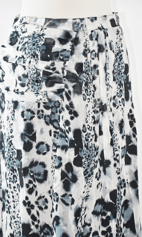 Gray Leopard Paws Kabayare