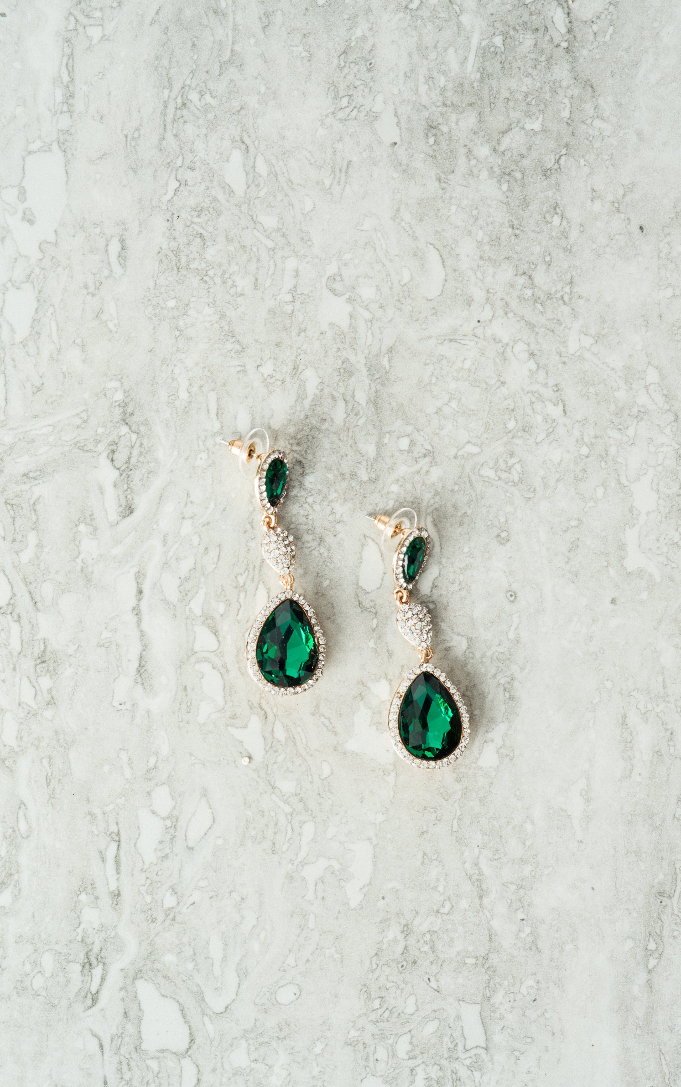 Juana emerald earrings Kabayare