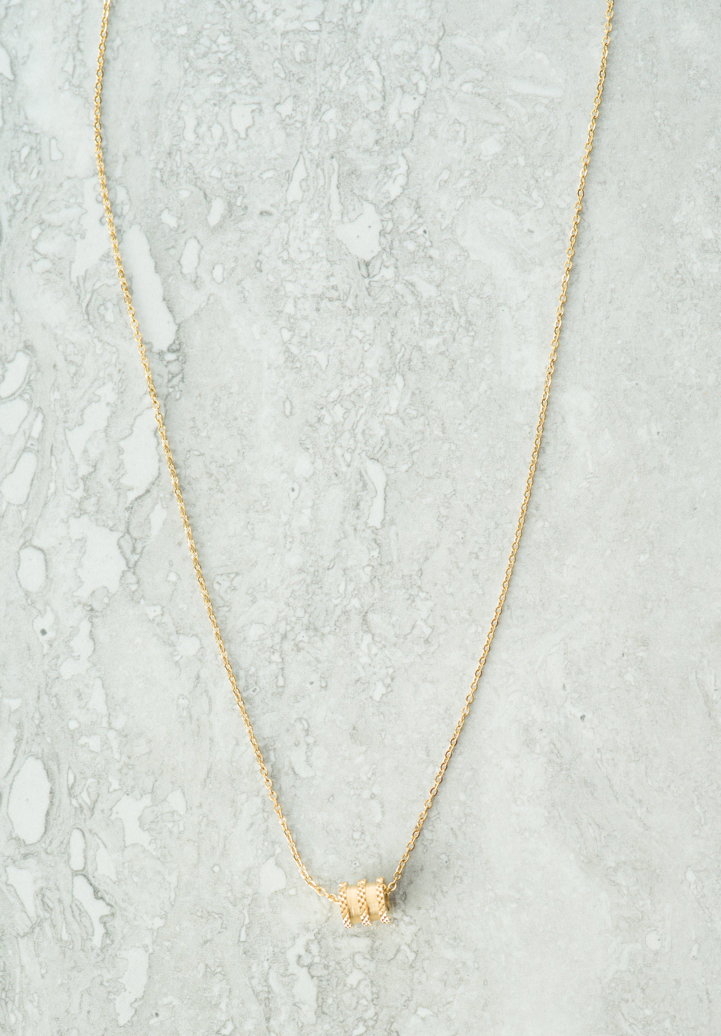 Little bangle of gold necklace Kabayare